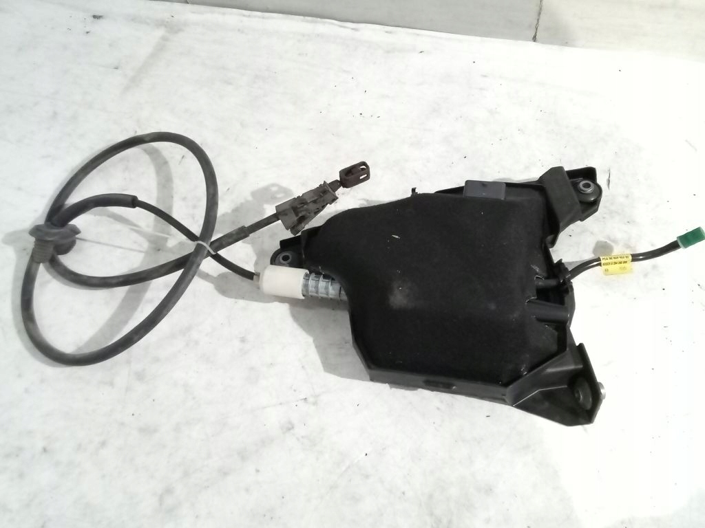 Citroen C4 Picasso und Bremse Hand elektrisch 9684898480