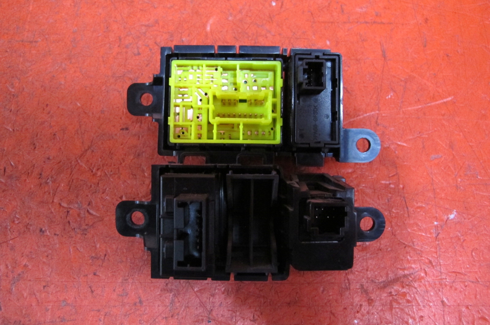 NISSAN JUKE 1 and F15 2010- mirror control switch ESP START STOP