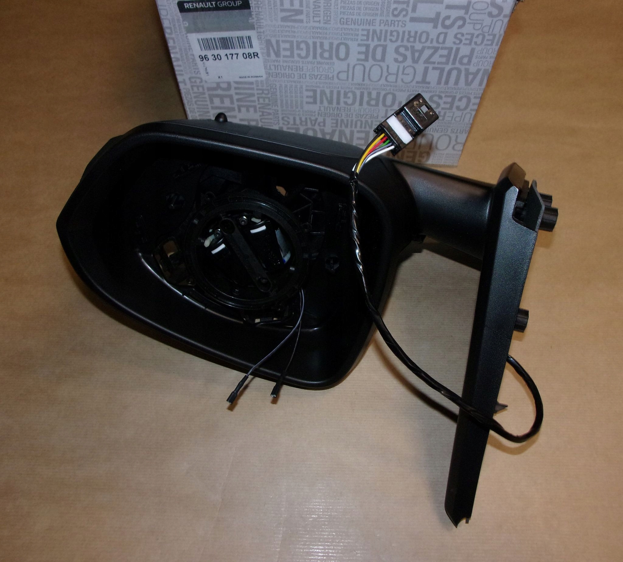 Boční Zrcátko D Duster II Pravé 963017708R