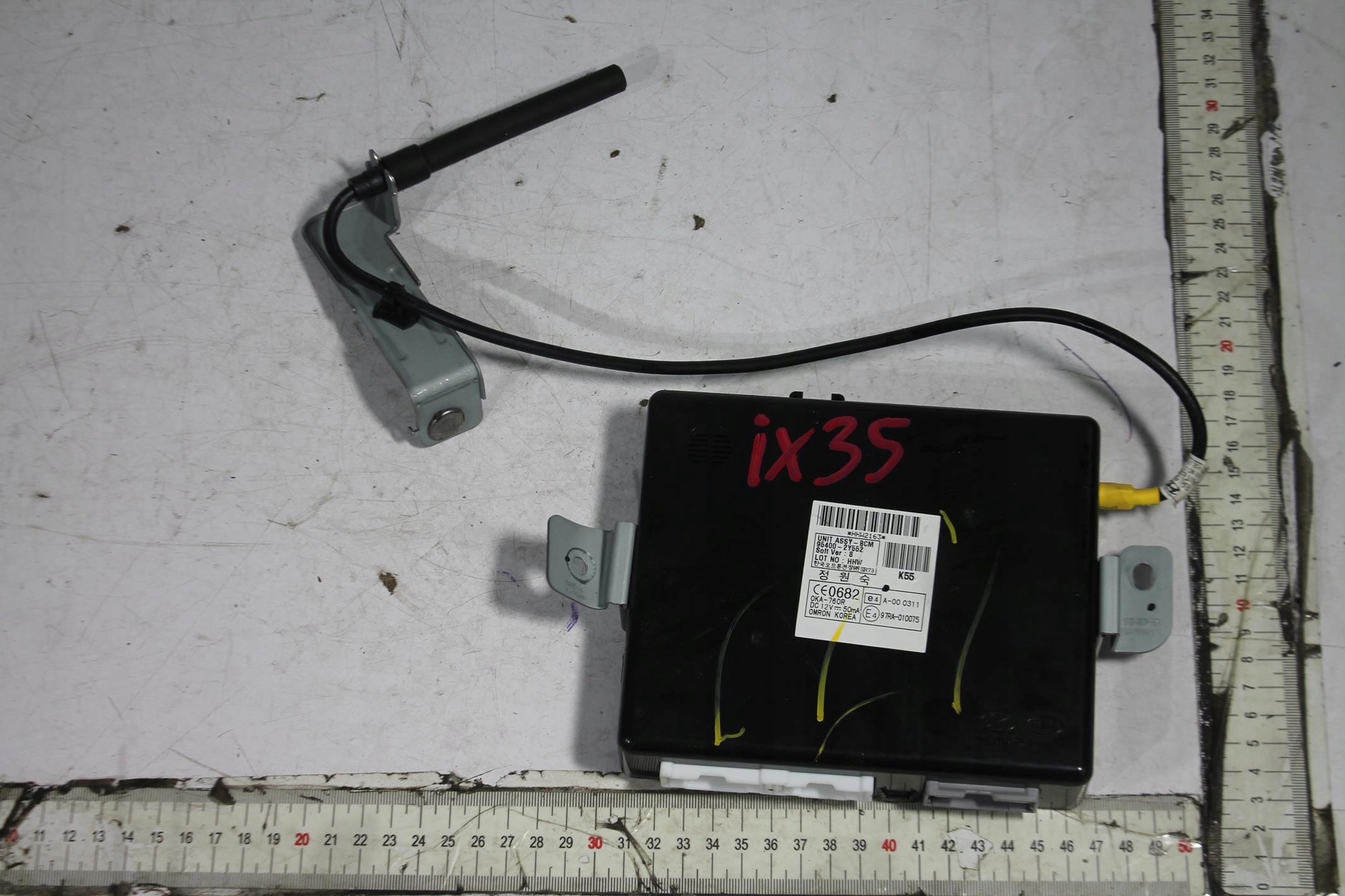 module control unit BCM 95400-2Y552 HYUNDAI IX35