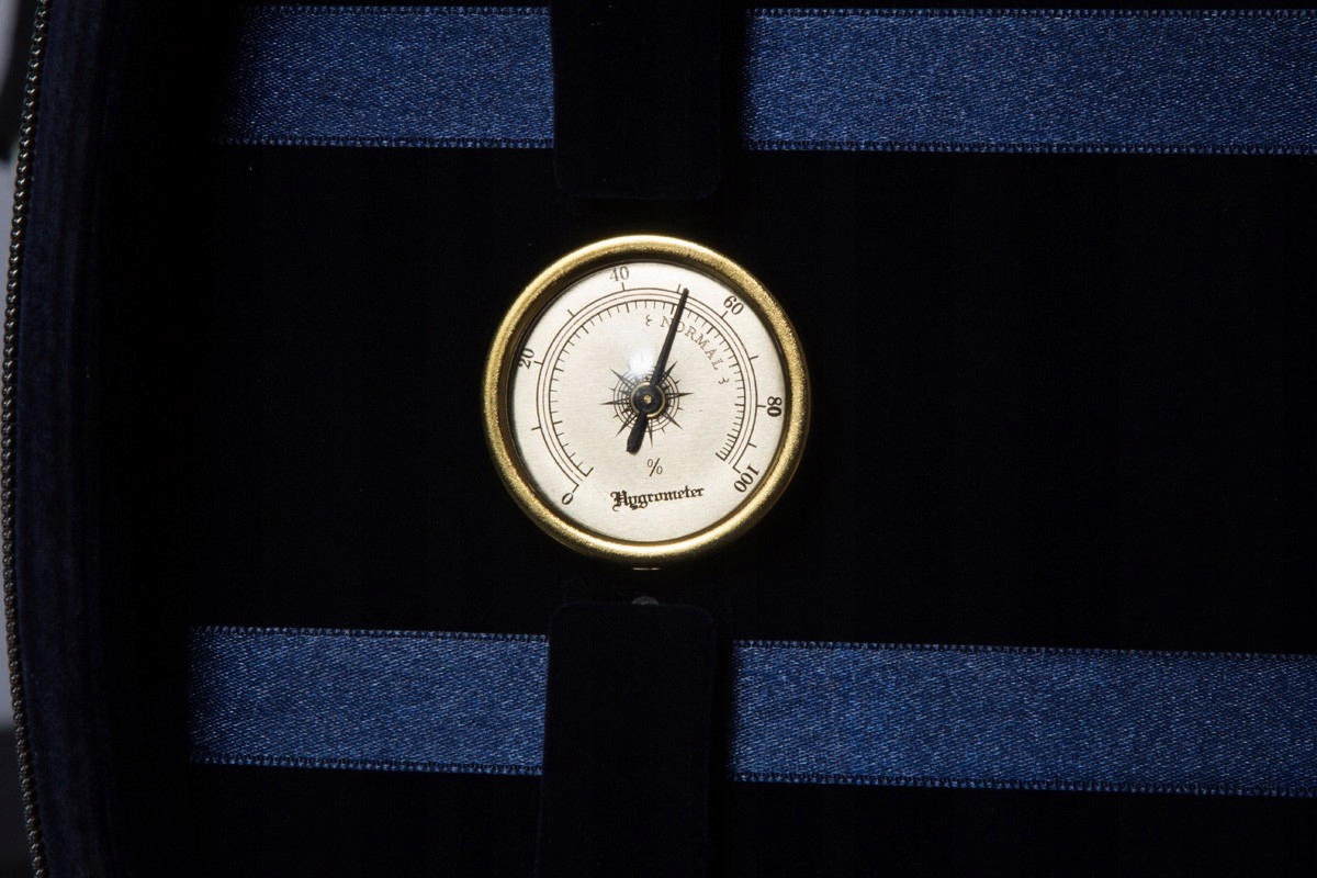 Futerał skrzypcowy skrzypce Classic 4/4 M-case Czarno - Granatowy Marka M-case