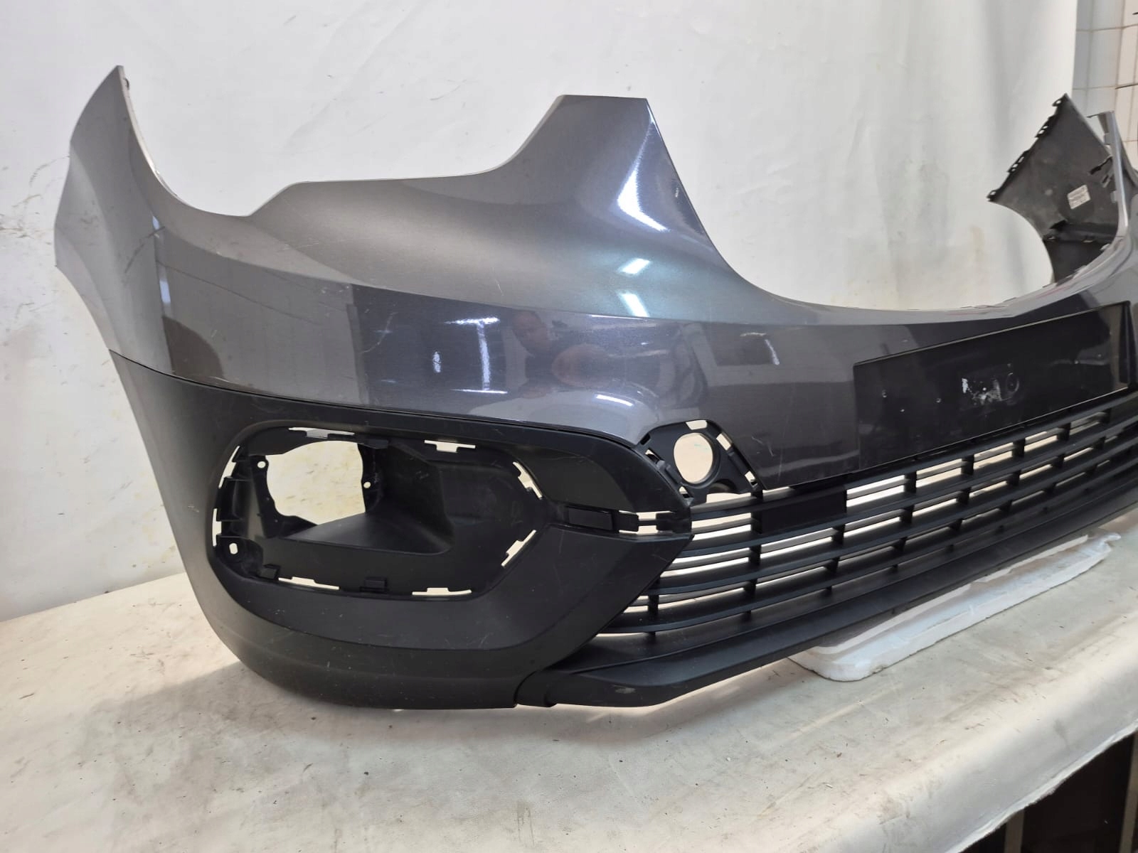 OPEL COMBO E 18-23 nárazník predok predný