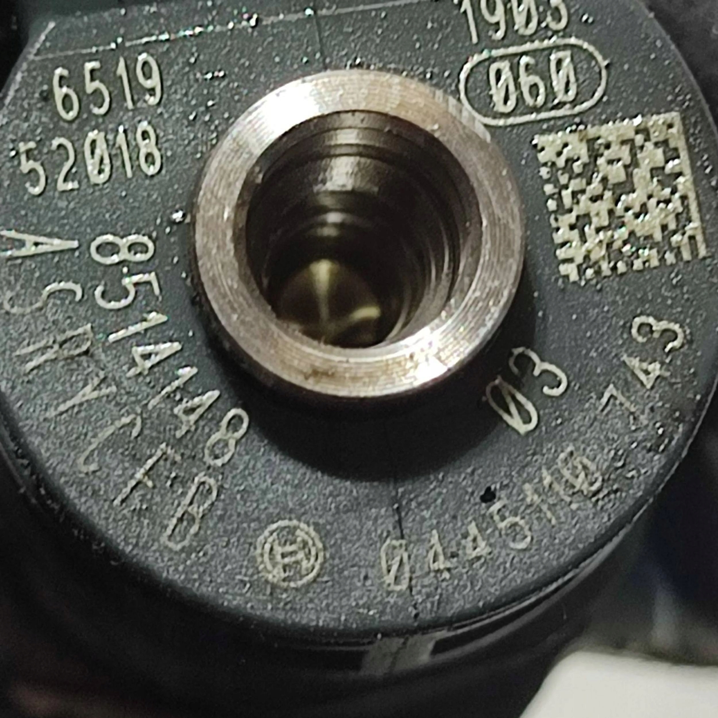 BMW X3 F25 2015 injector