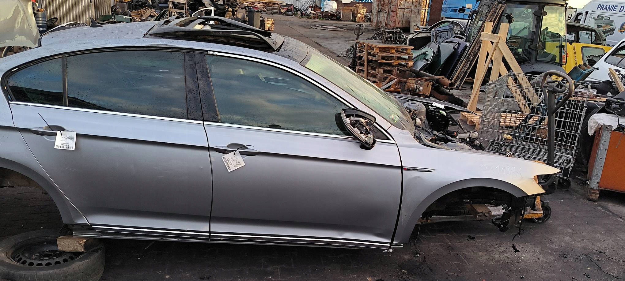 door right front LB7S VOLKSWAGEN PASSAT B8