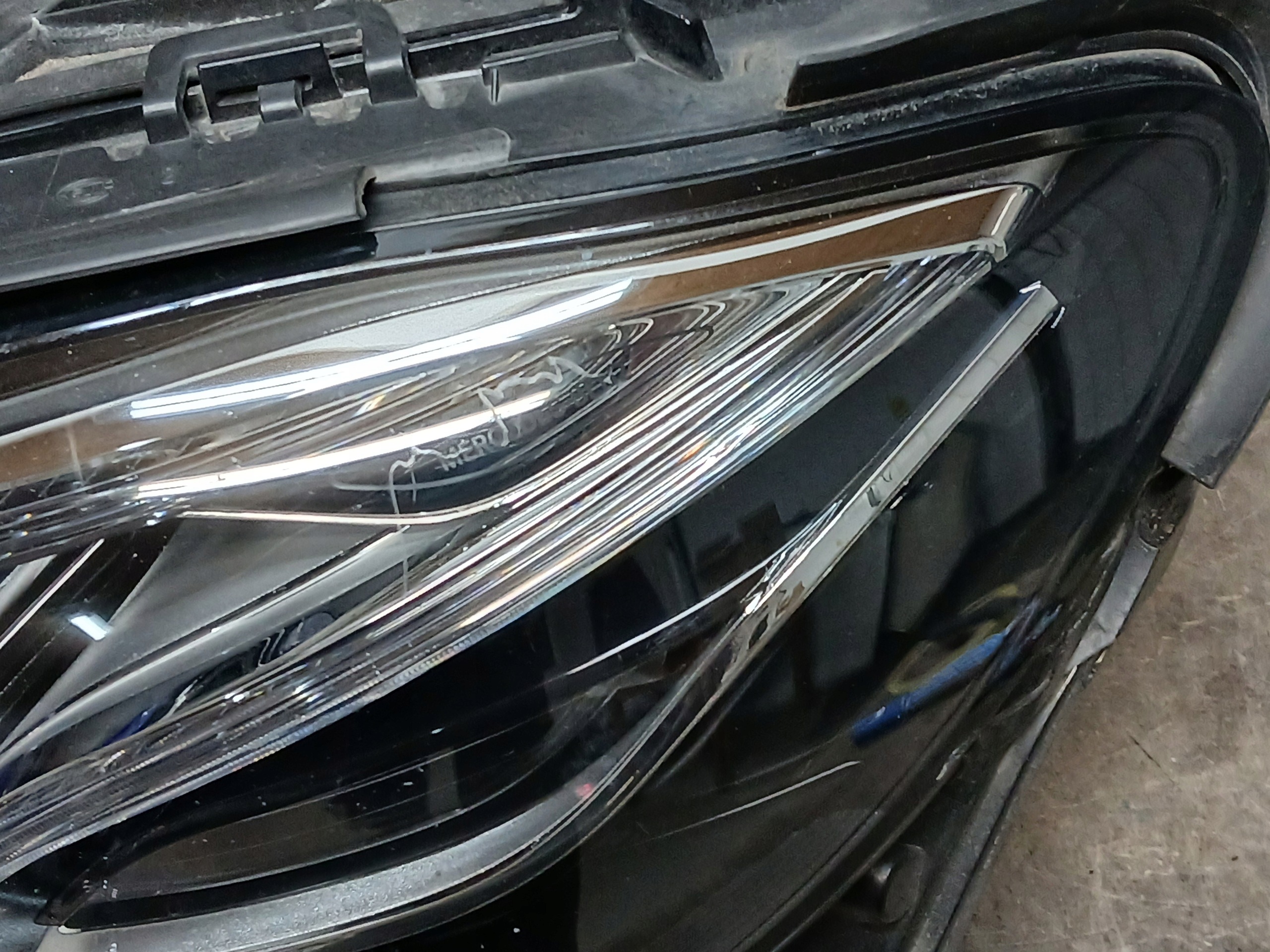 light front left MERCEDES E KLASA W213 MULTIBEAM FULL LED A2139069508KZ