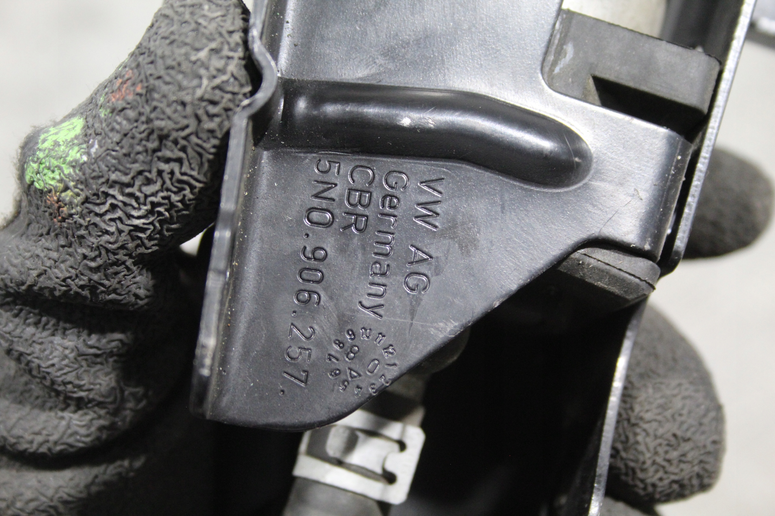 feed pump AUDI A3 8P0 8P LIFT 5N0906257