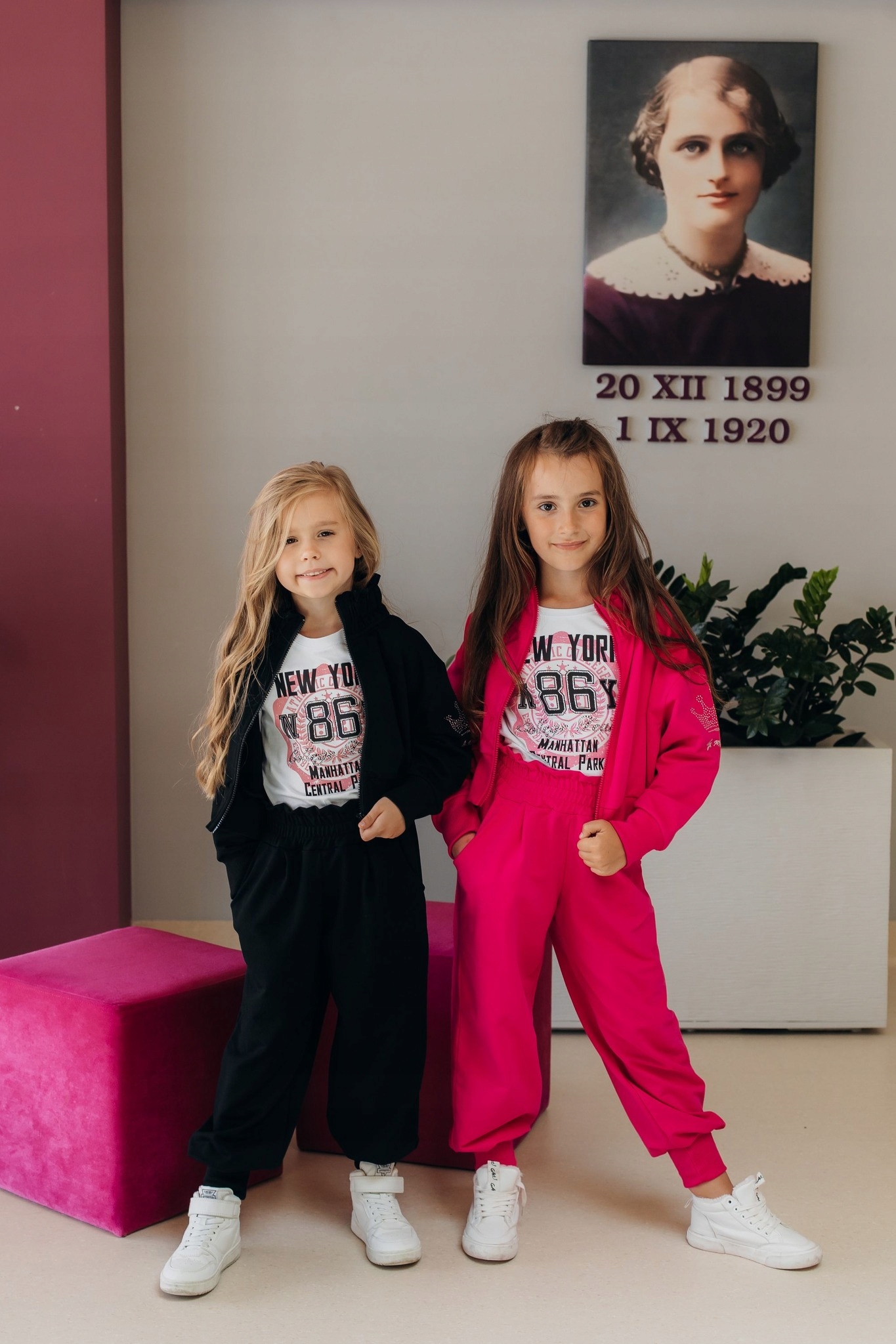 Dziewczęcy komplet dresowy Czarny Bawełna Bluza+spodnie Roz. 110/116