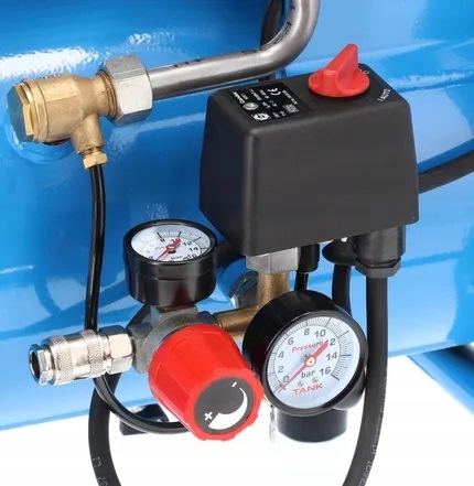 AIRPRESS LM 25-410 SPRĘŻARKA TŁOKOWA 25l 230V Typ kompresor olejowy