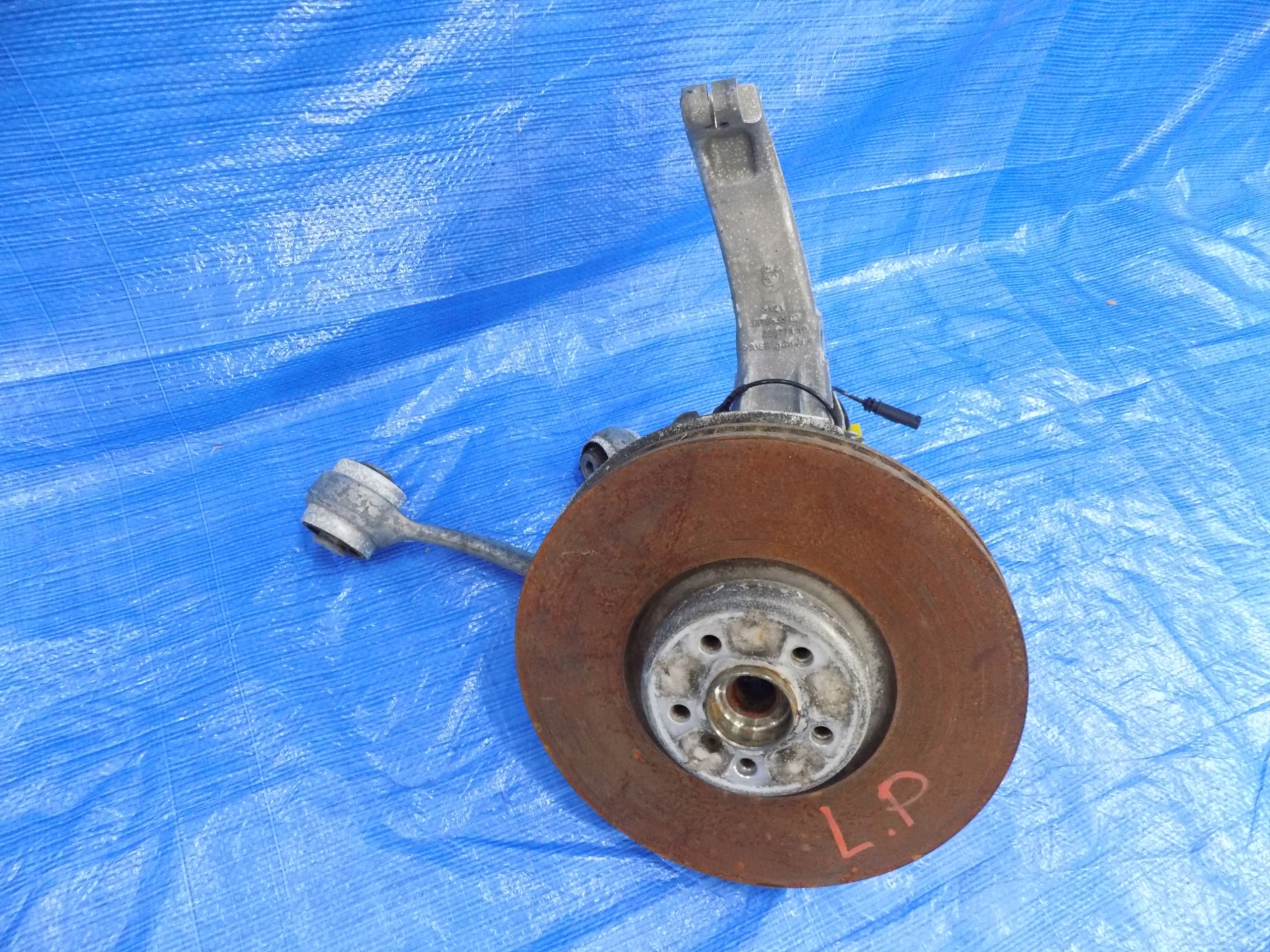 otoč ramene levý předek BMW X5 G05 20R 3.0 6876655
