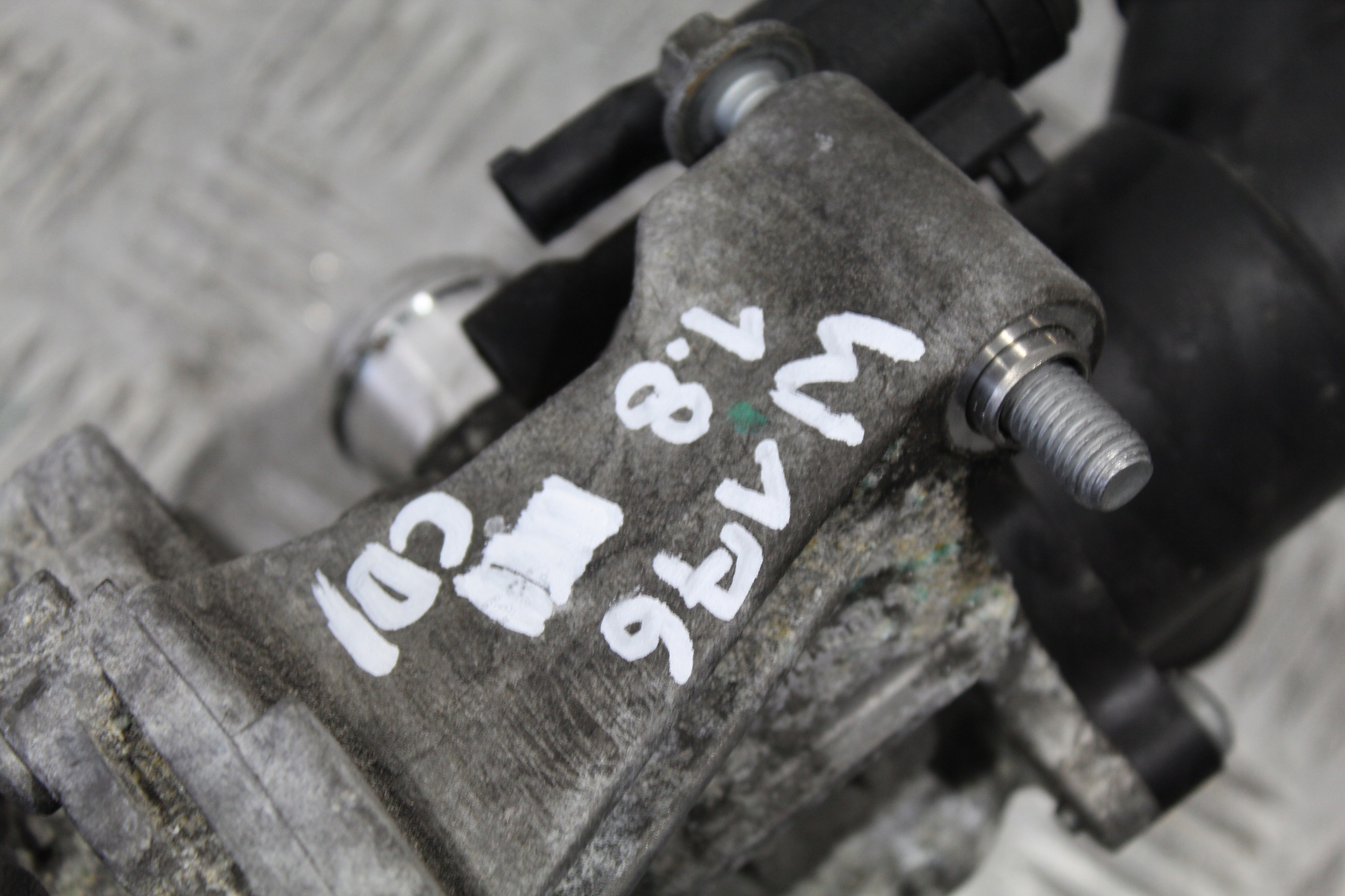 water pump MERCEDES A-KLASA W176