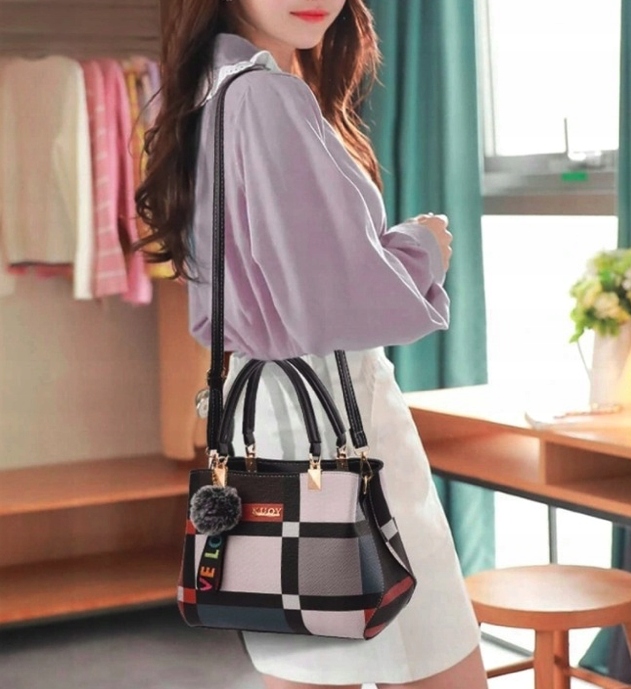 TOREBKA MODNA STYLOWA Z BRELOKIEM ELEGANCKA PASEK Styl miejski