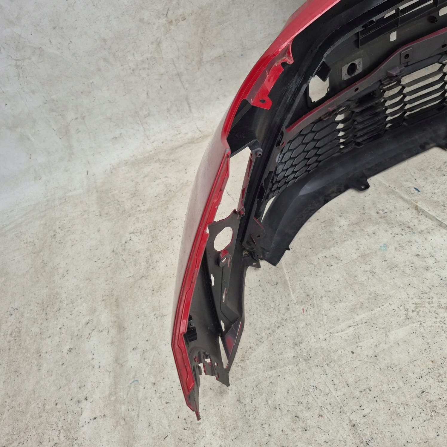 TOYOTA C-HR and 1 LIFT 19-23 bumper front front PDC