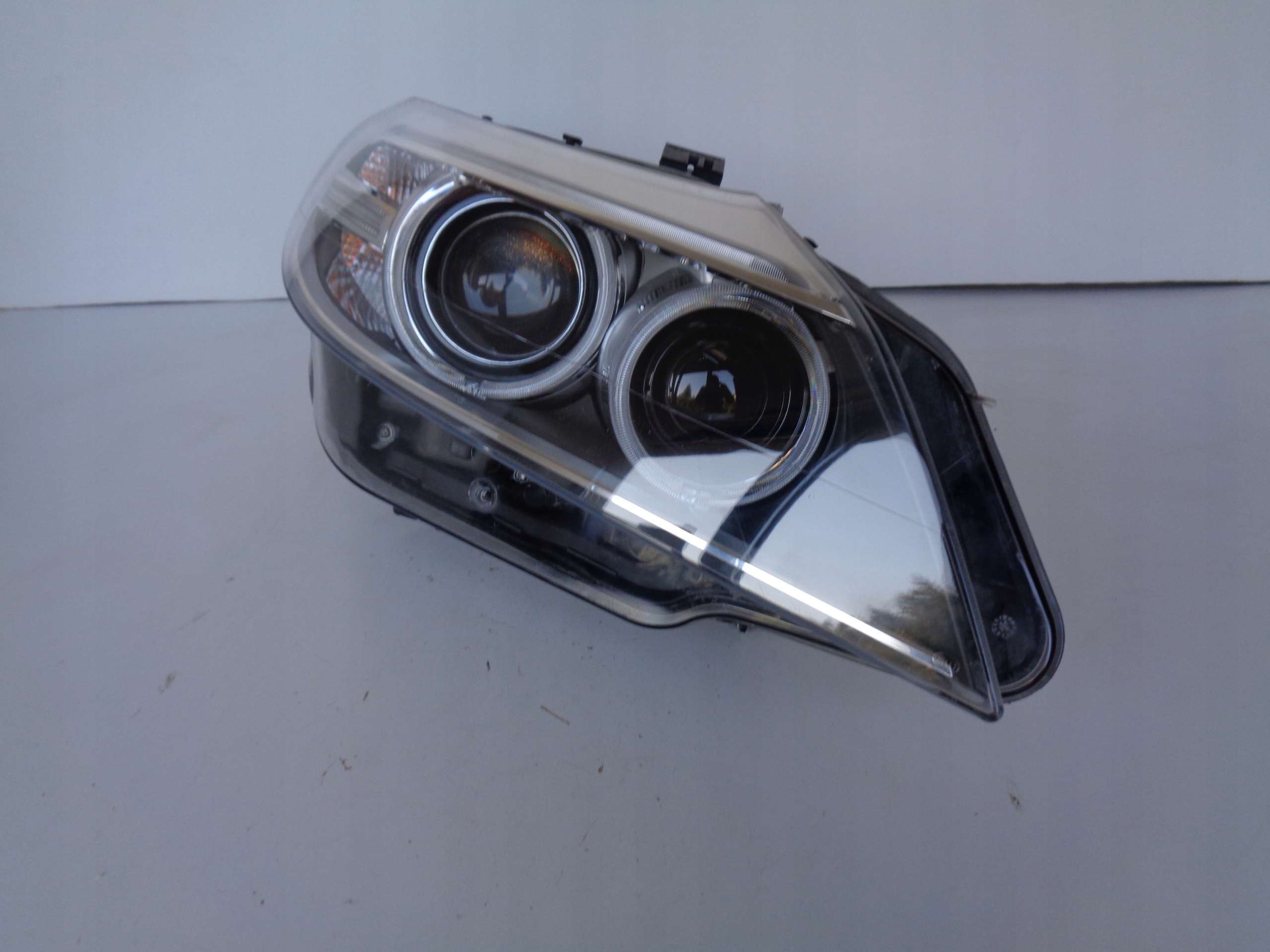 ФАРА ПРАВА ФАРА BMW Z4 E89 РЕСТАЙЛИНГ КСЕНОН LED НЕНАВЯЗЧИВЫЙ