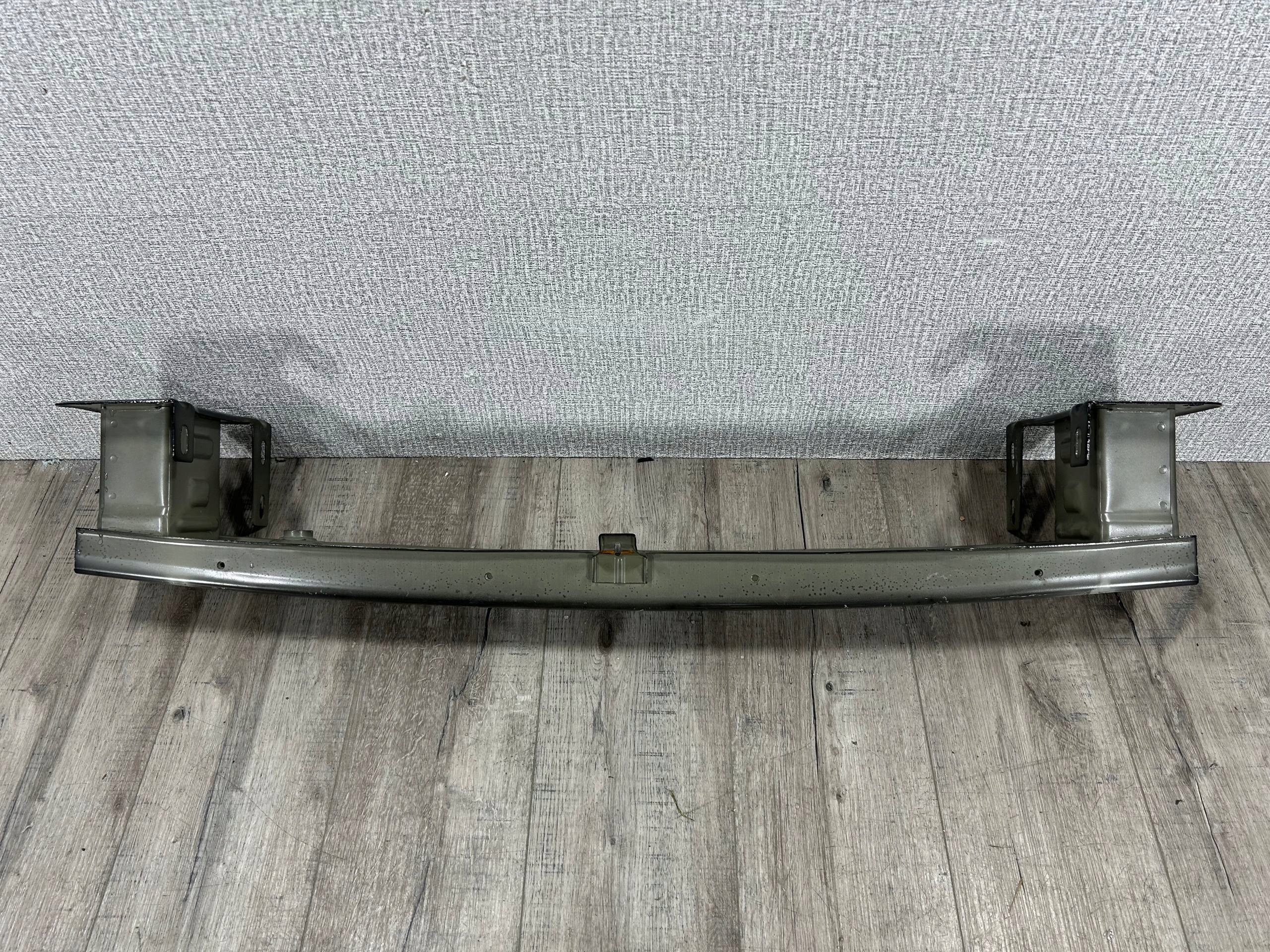 MG ZS 2017-> sider pillar front 10259694-R