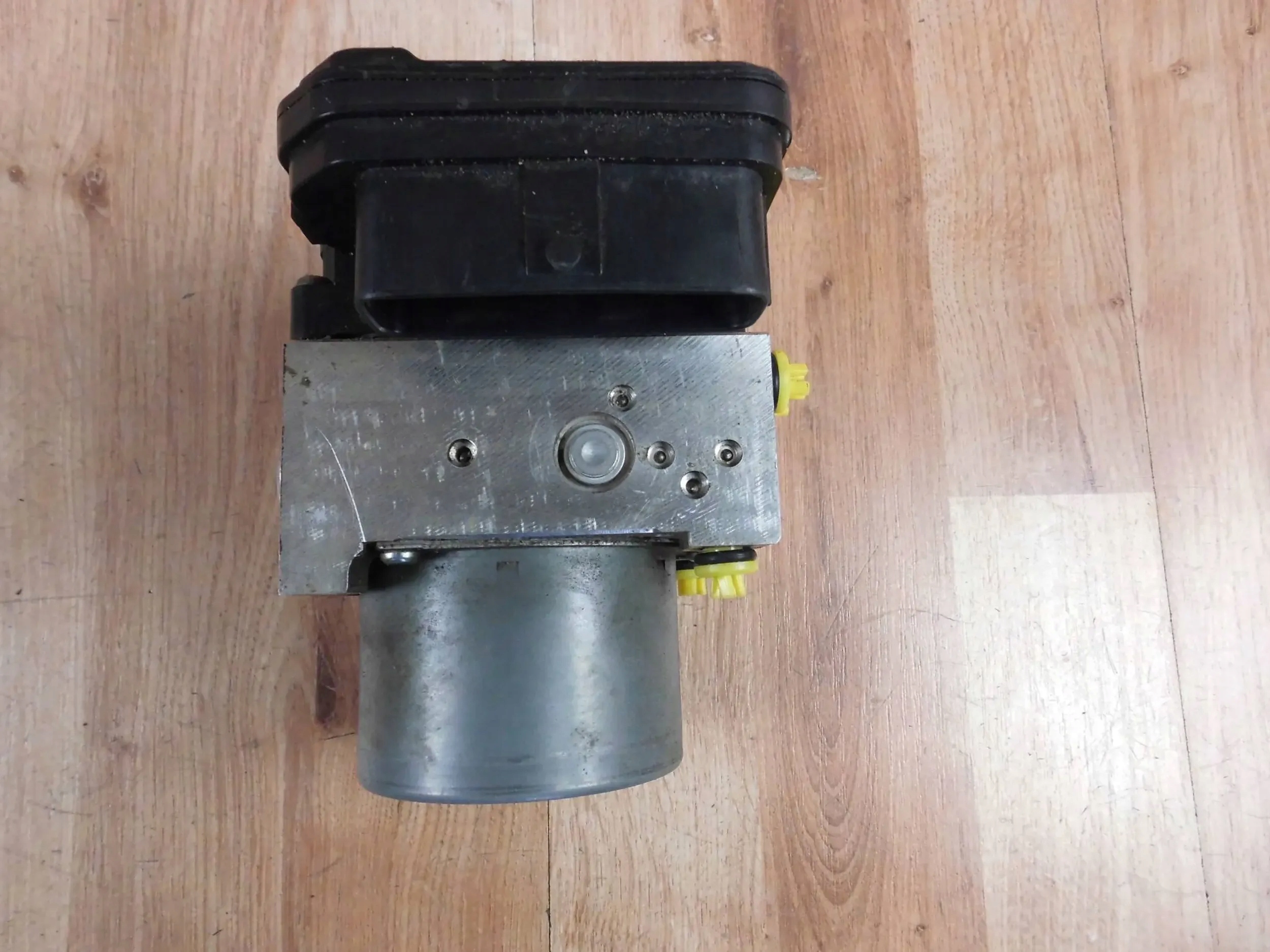 Lexus NX300H Pompa ABS 4454078070 89541-78070