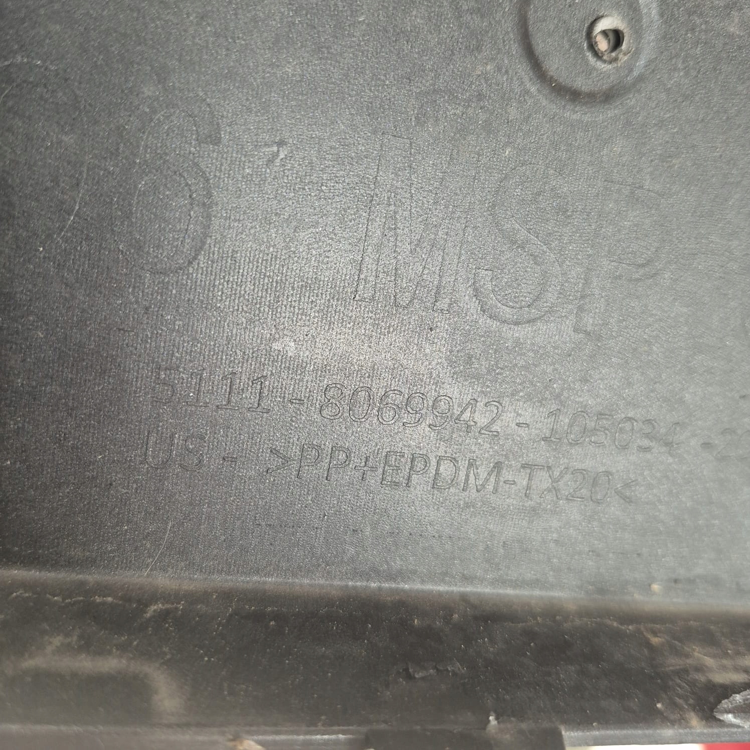 BMW X6 G06 m-packet bumper front front PDC 8069942
