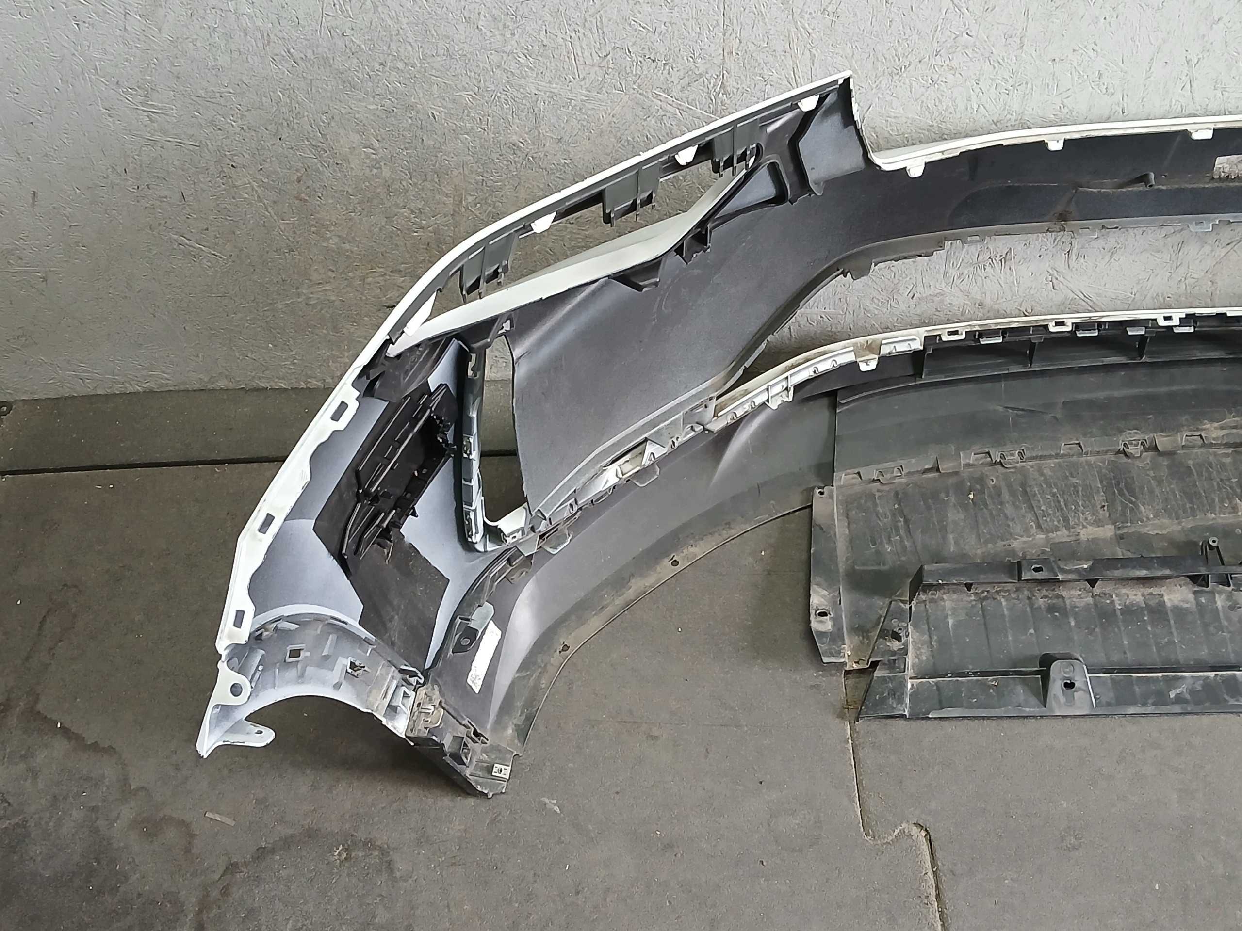 bumper front SKODA KODIAQ II 2 57H