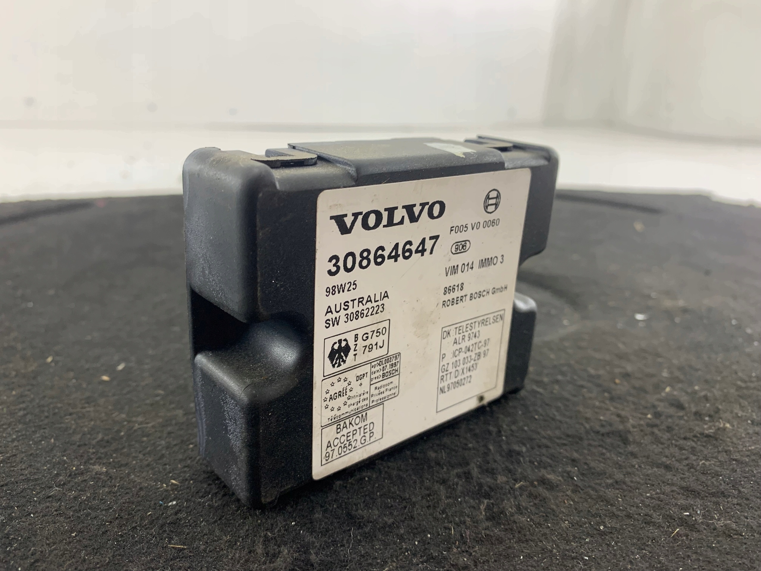 VOLVO V40 S40 e centralina modulo IMMOBILIZERA 30864647