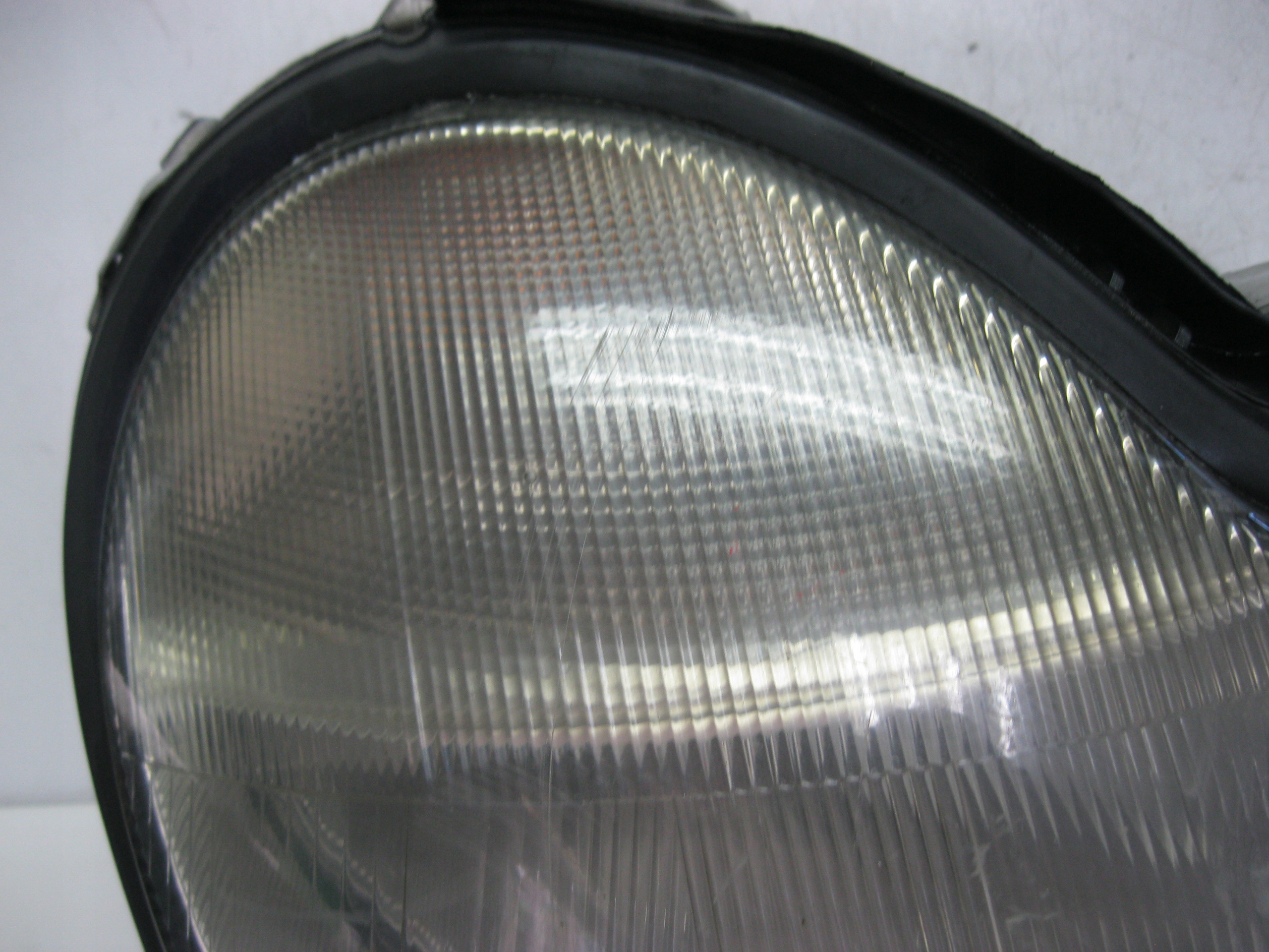 light front right Mercedes C-Klasa W203