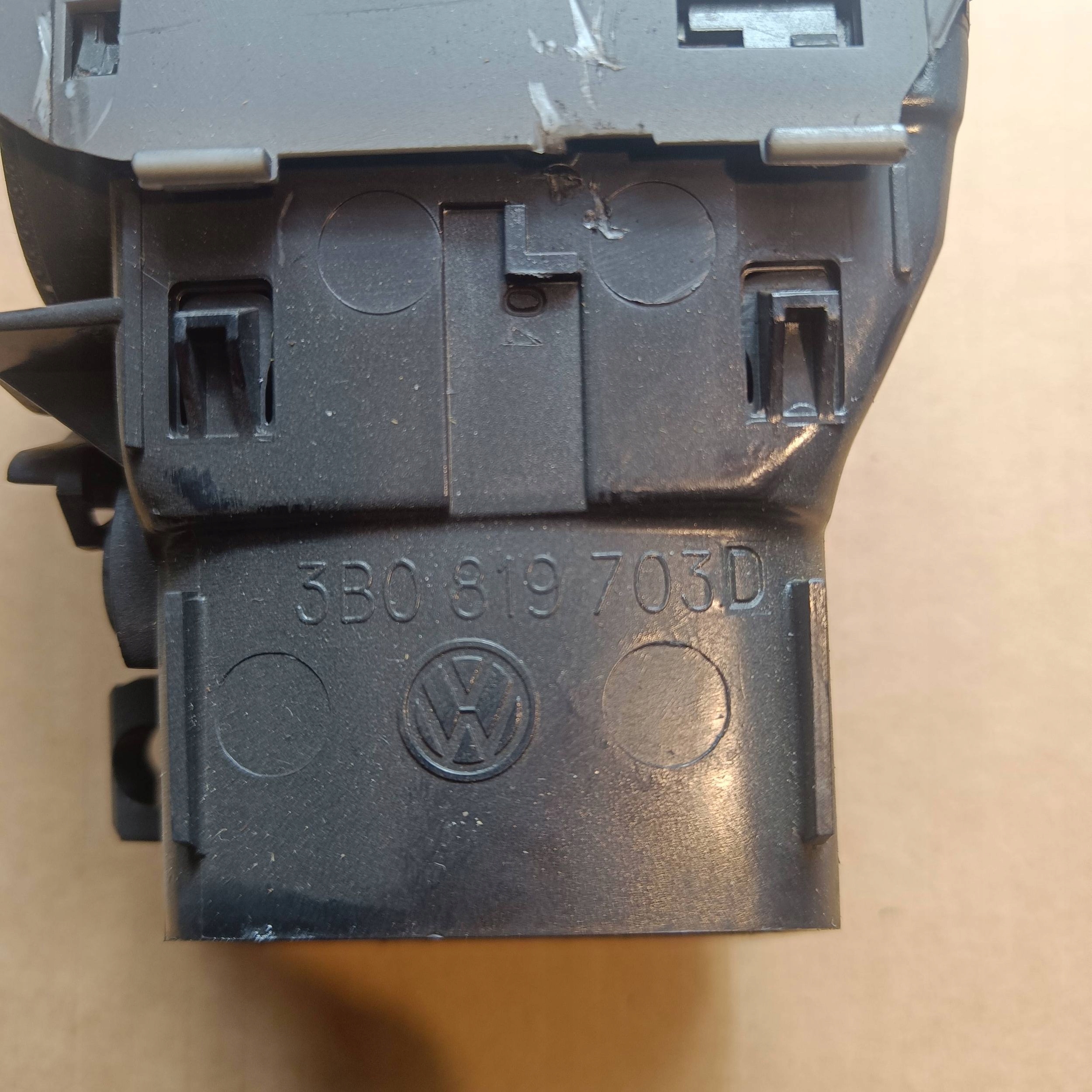 VW PASSAT B5 FL grid air conditioning devices left grey
