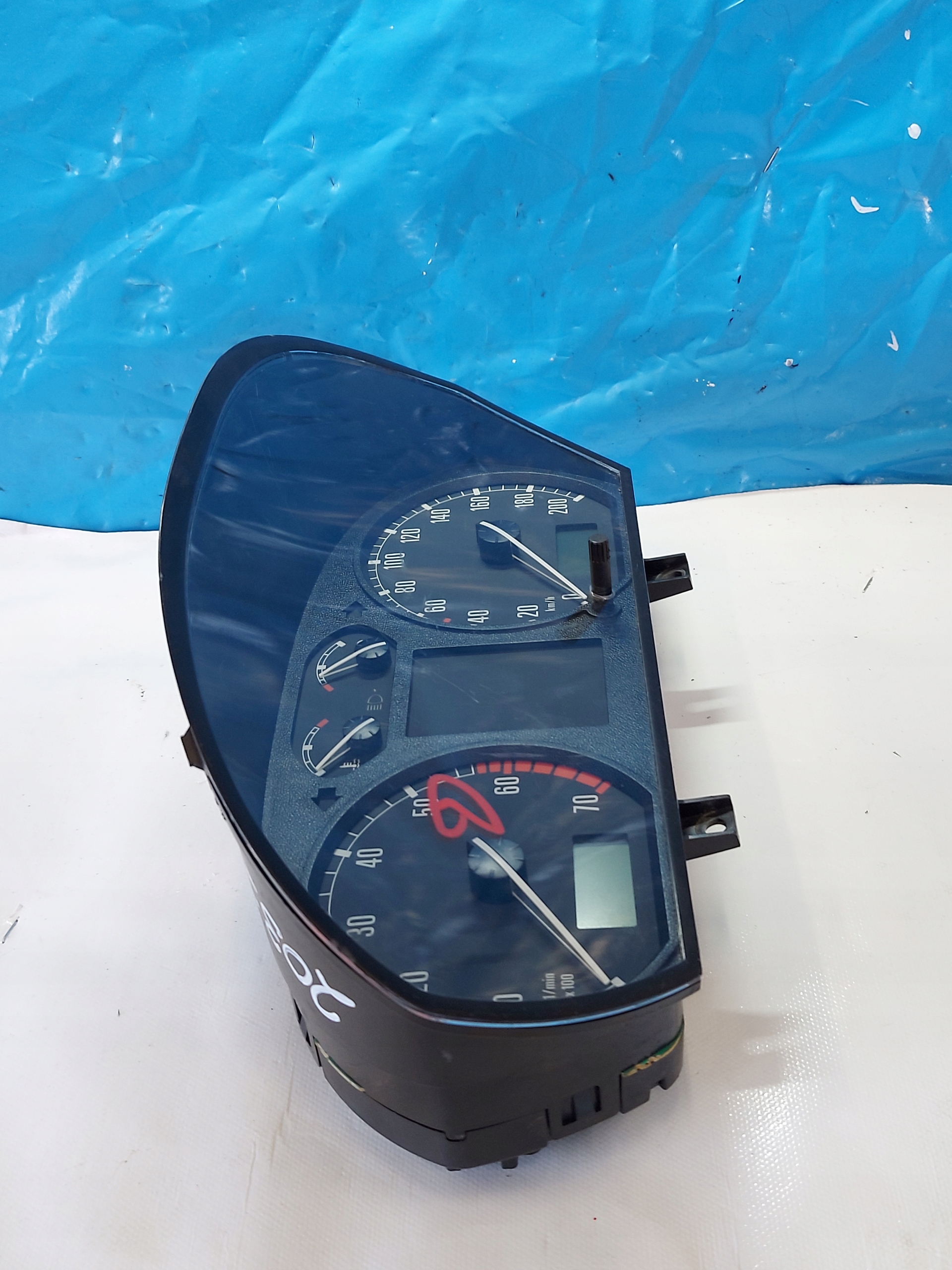 dials clock SKODA FABIA 6Y 1.2 B 6Y0920880M