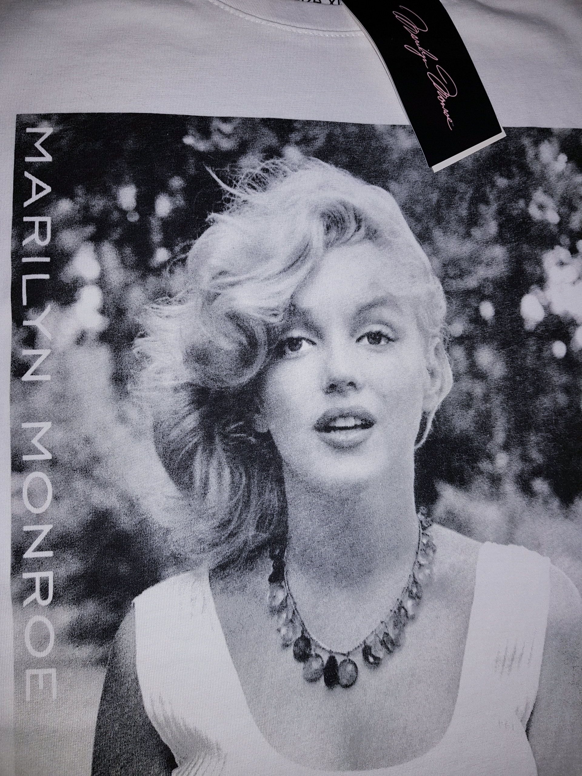 

Koszulka damska Marylin Monroe Reserved XL