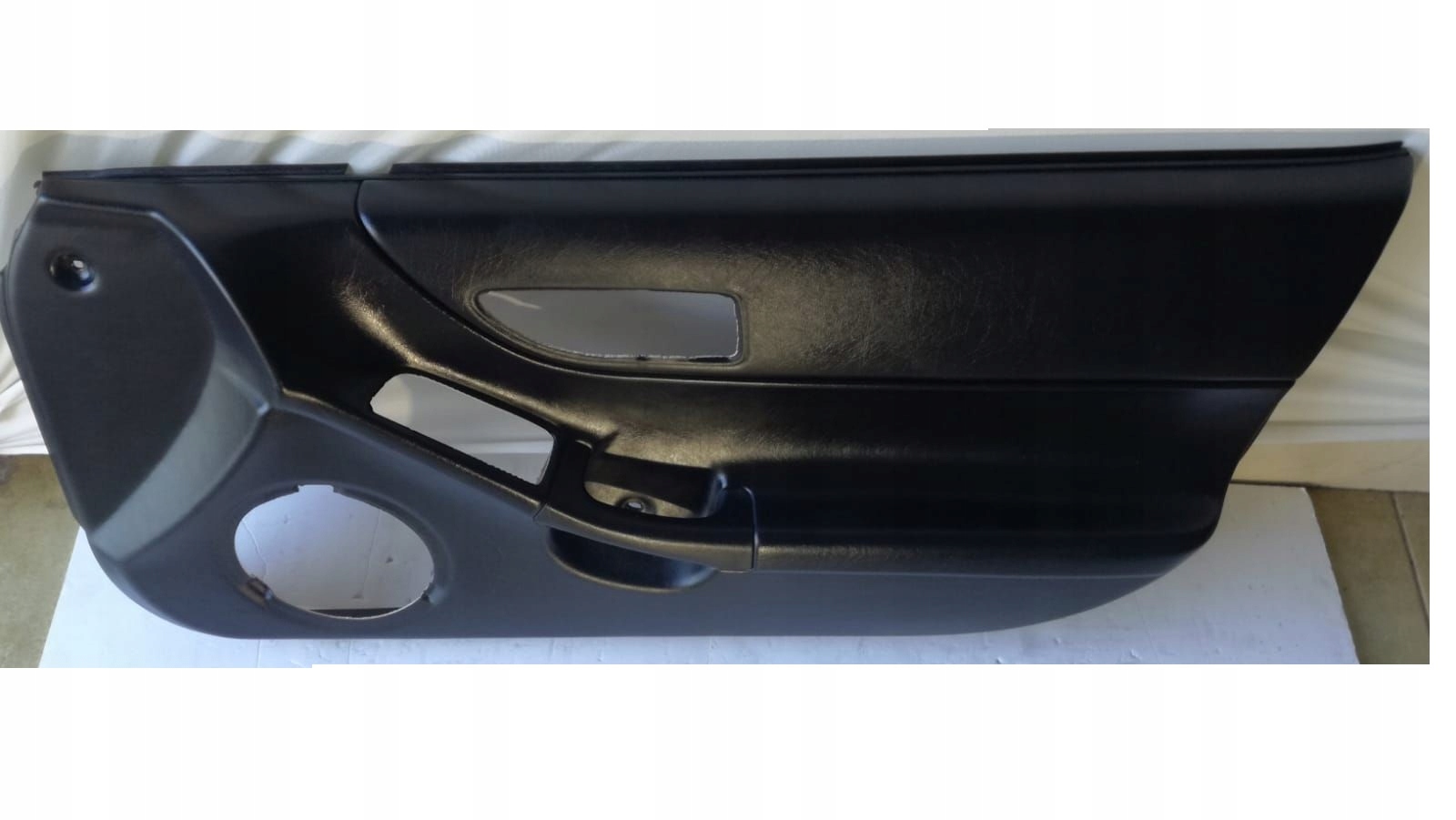 HONDA CRX DE SOL 1 6VTEC TAPICERKA DRZWI ORYGINAL Part number HONDA CRX DE SOL