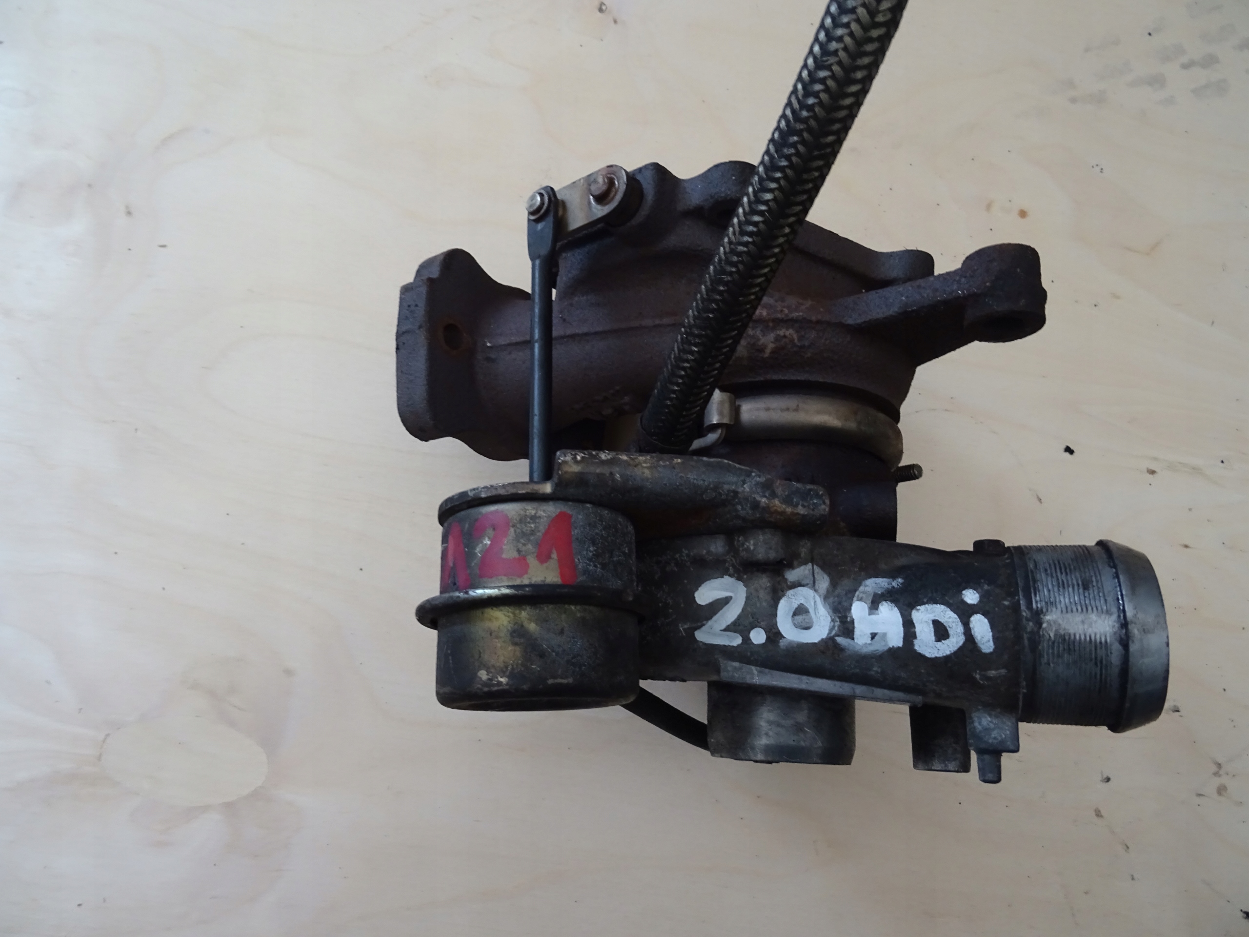 Peugeot Citroen 2.0 HDI турбокомпресор 9645247080