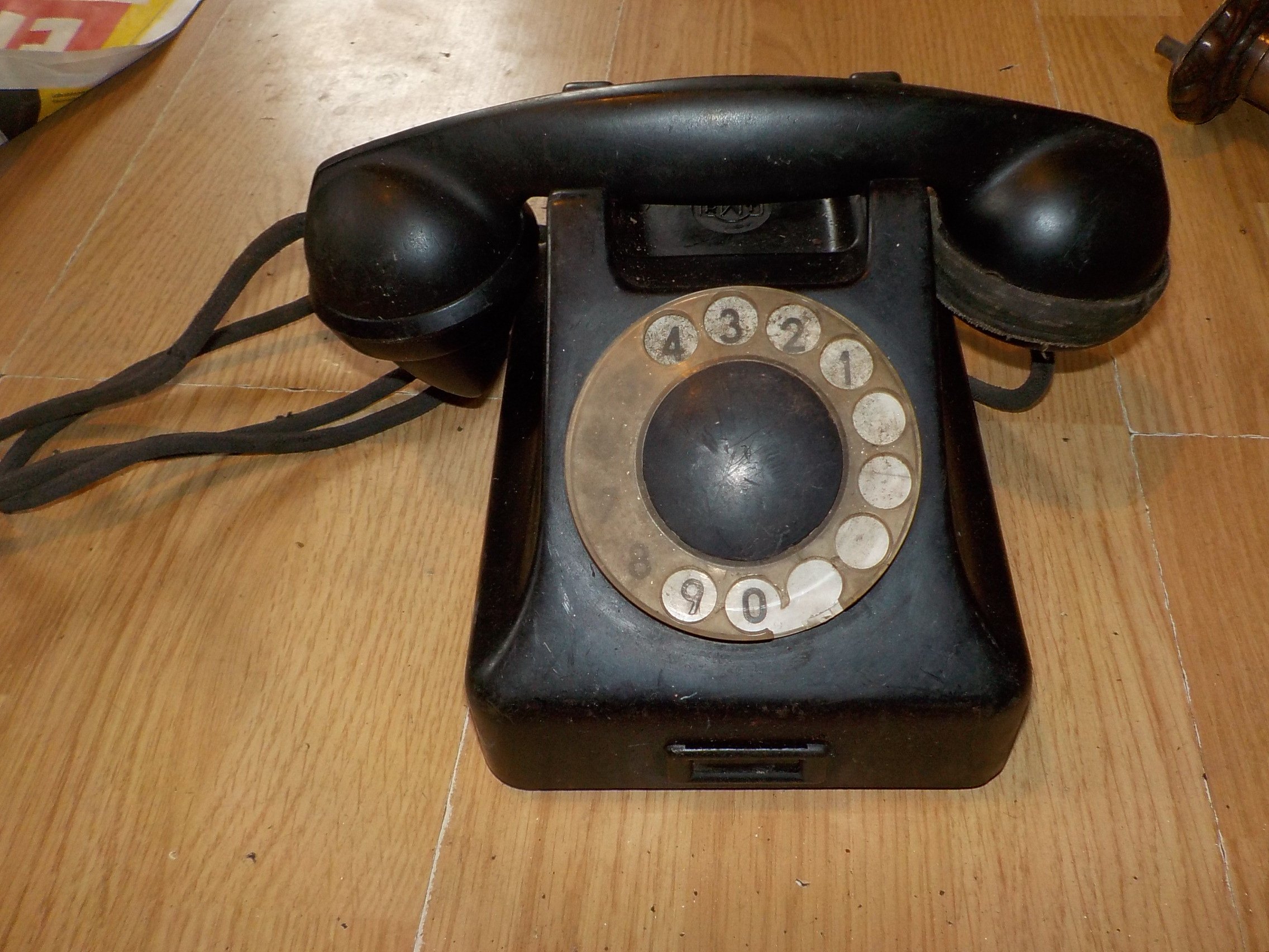 Bakelitowy telefon RWT,na wystrój,do filmu