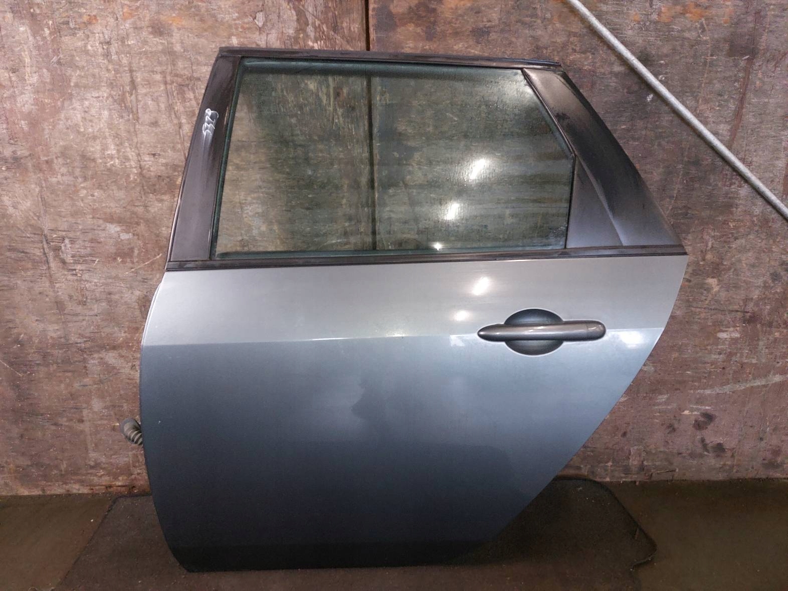 door complete left rear part NISSAN PRIMERA P12 KY5G