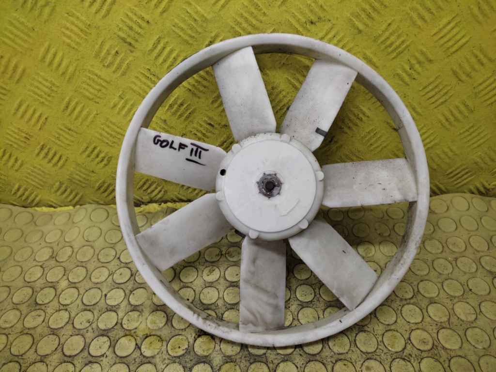 VW GOLF III ventilátor chladiče 1H0959455A