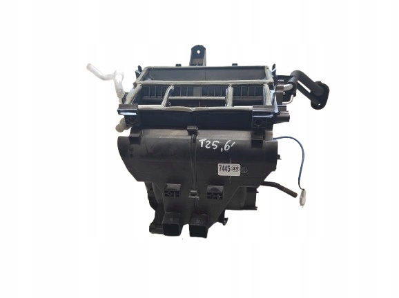 TOYOTA AVENSIS 2 II T25 03- NAGRZEWNICA