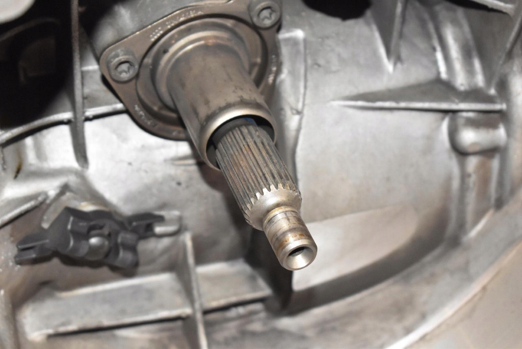 CAMBIO GYF AUDI A6 C6 2.4 V6 177 KM 04-08