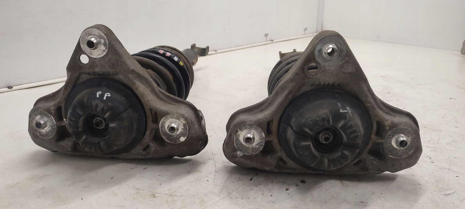 shock absorber spring front sususpension Audi A4 B6 sedan 2,0 FSI