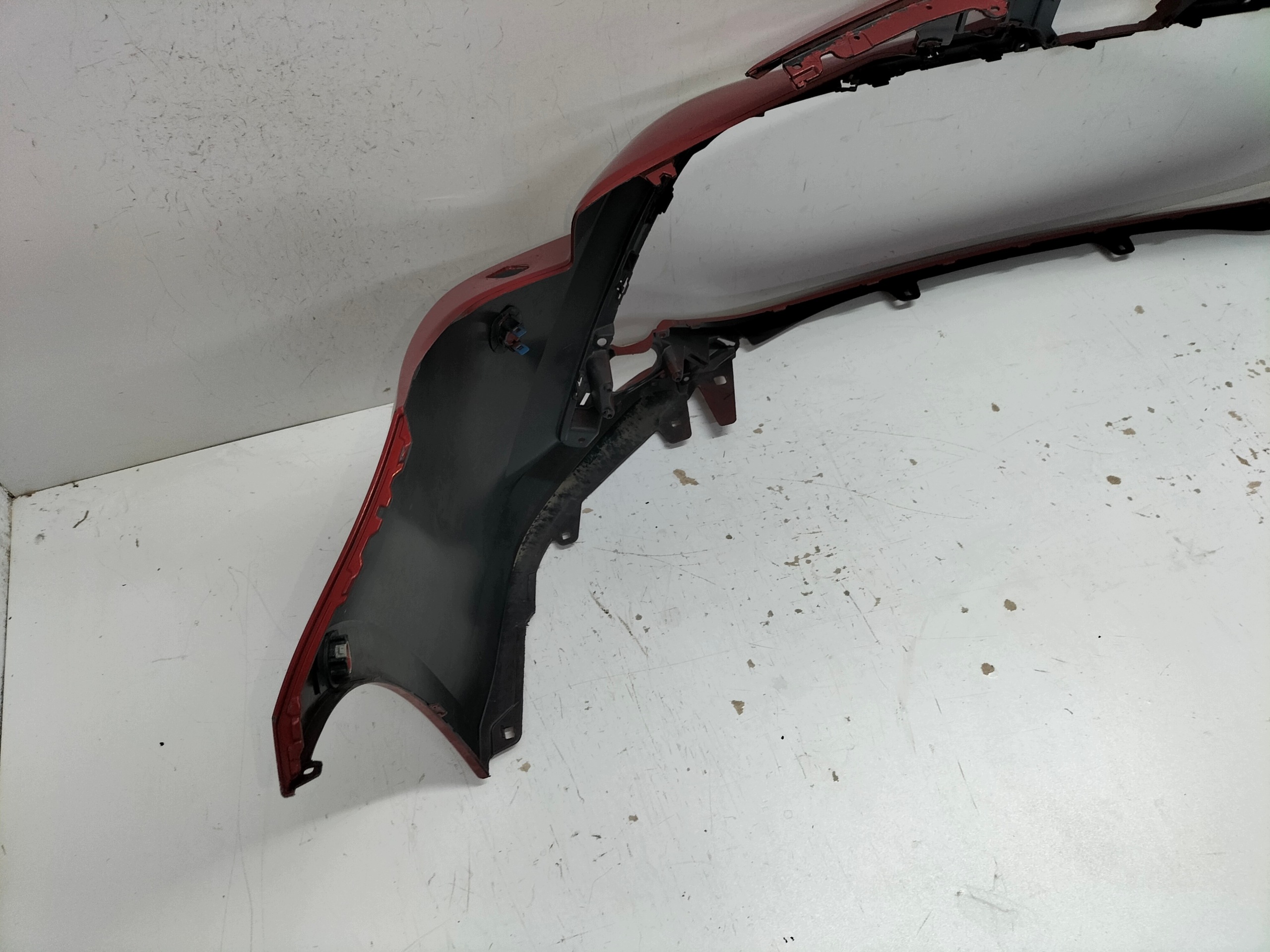 frontstoßstange vorne TOYOTA COROLLA E21 18- HB/KOMBI
