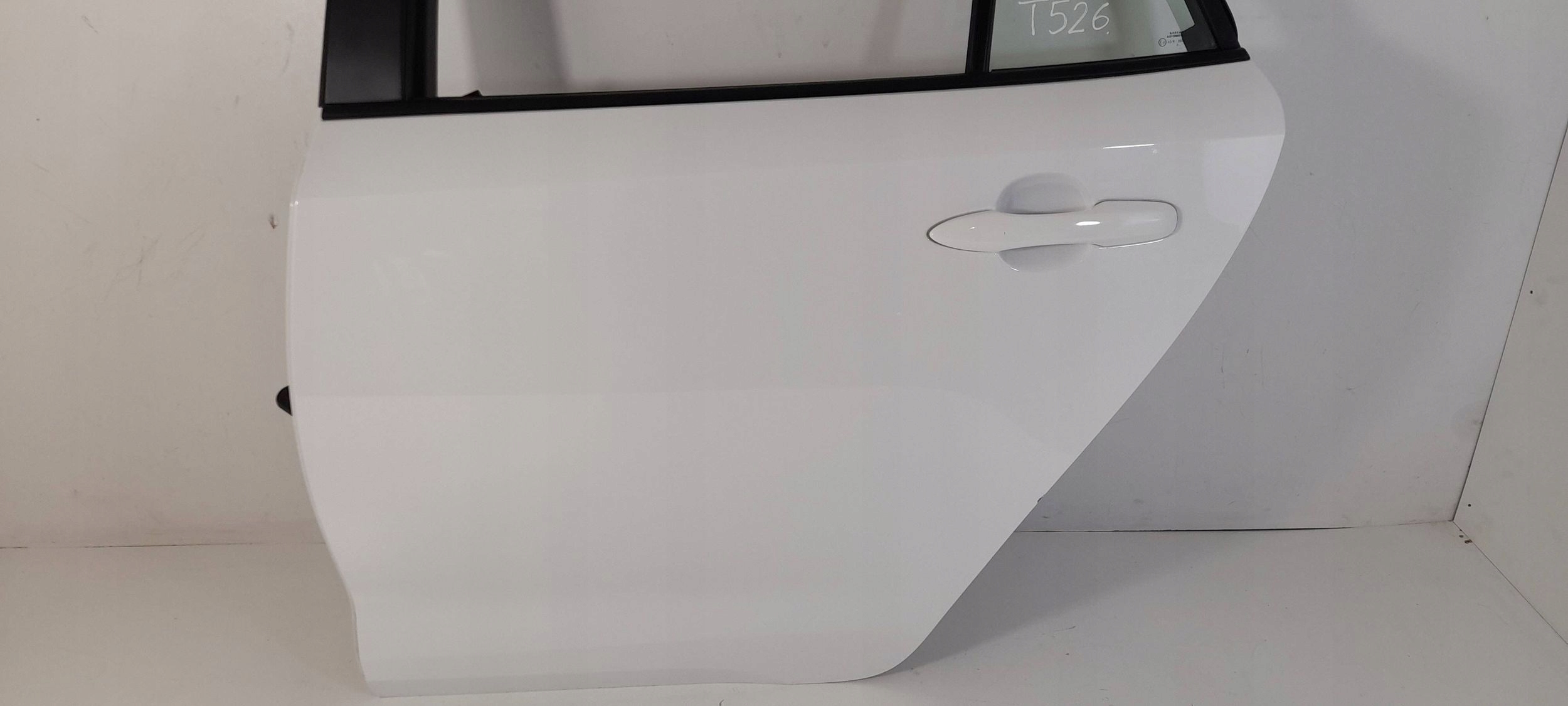Toyota Corolla E21 Kombi door rear. left (T526)