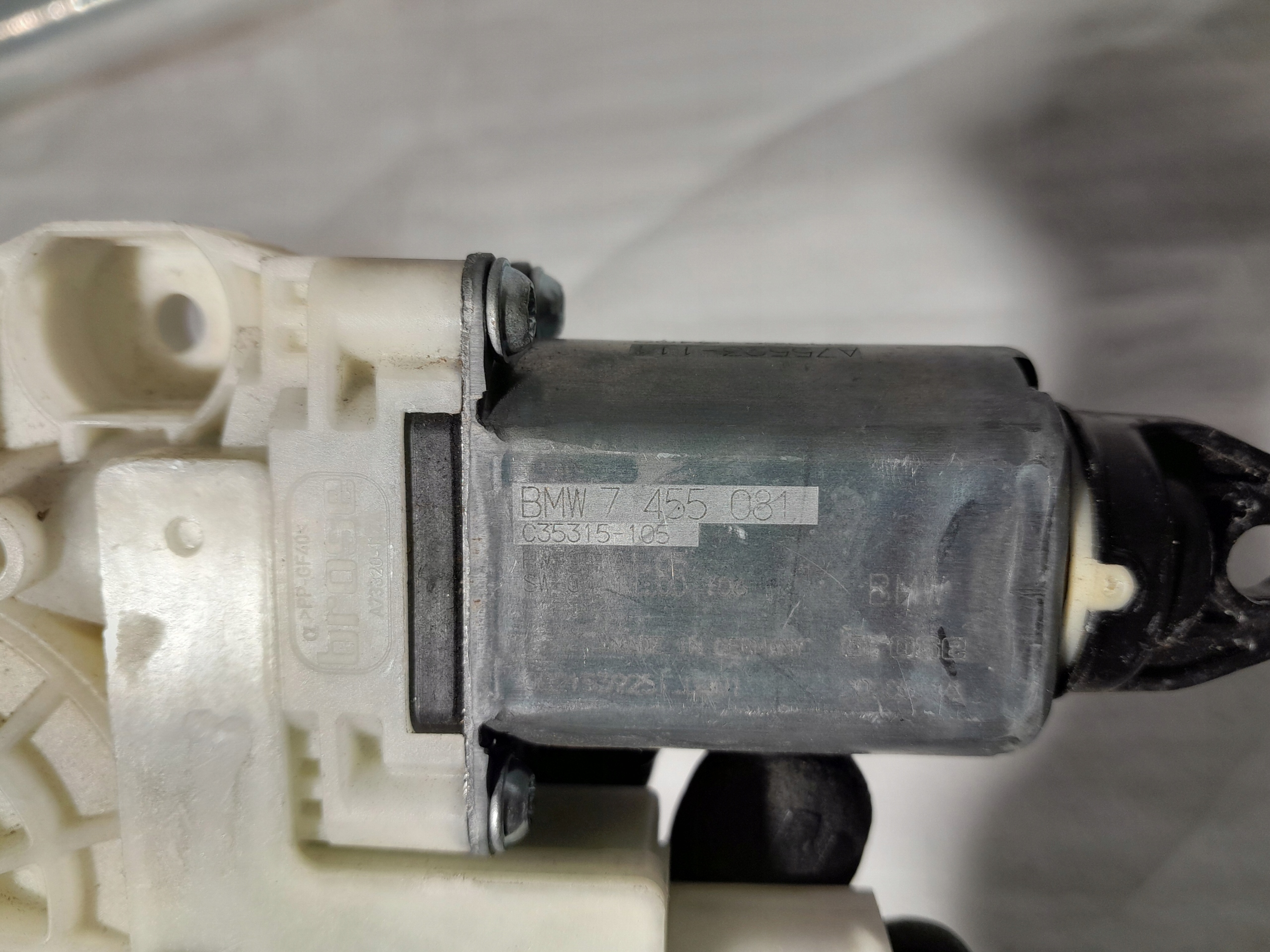 BMW 7 G11 G12 mini motor lifting windows right front 7455081