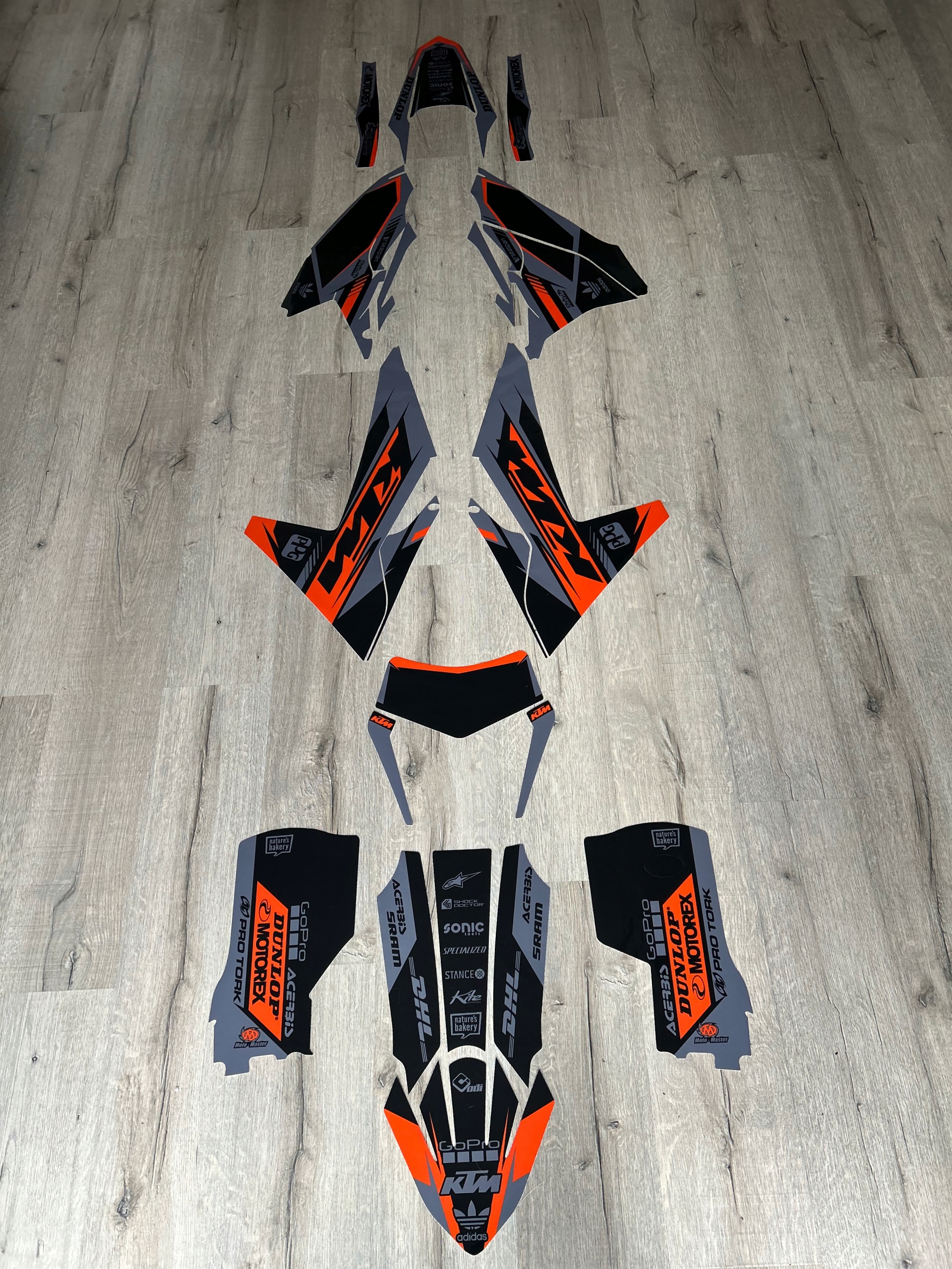 Ktm Exc Exc-f 24-25 dýha Black Racing z Talianska Core Cubamoto
