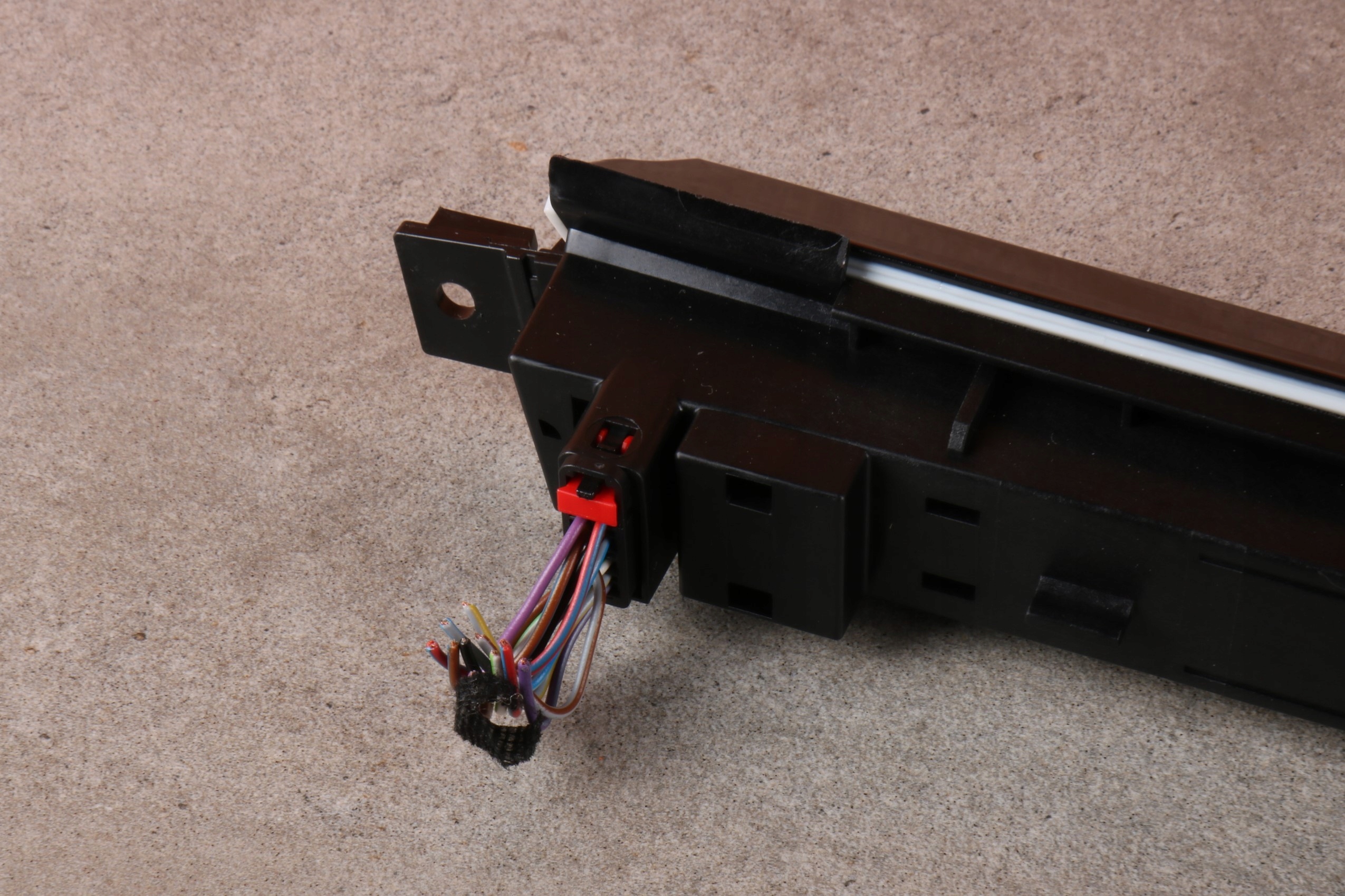 BMW 5' G60 G61 PANEL DOTYKOWY Moyenne du tableau de bord Console BASE EUROPA 5B4AF74