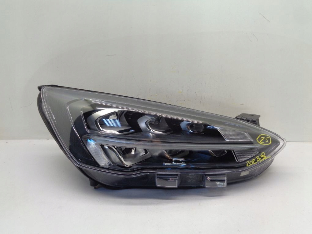 FORD FOCUS MK4 IV FULL LED 18- FULL LED light right