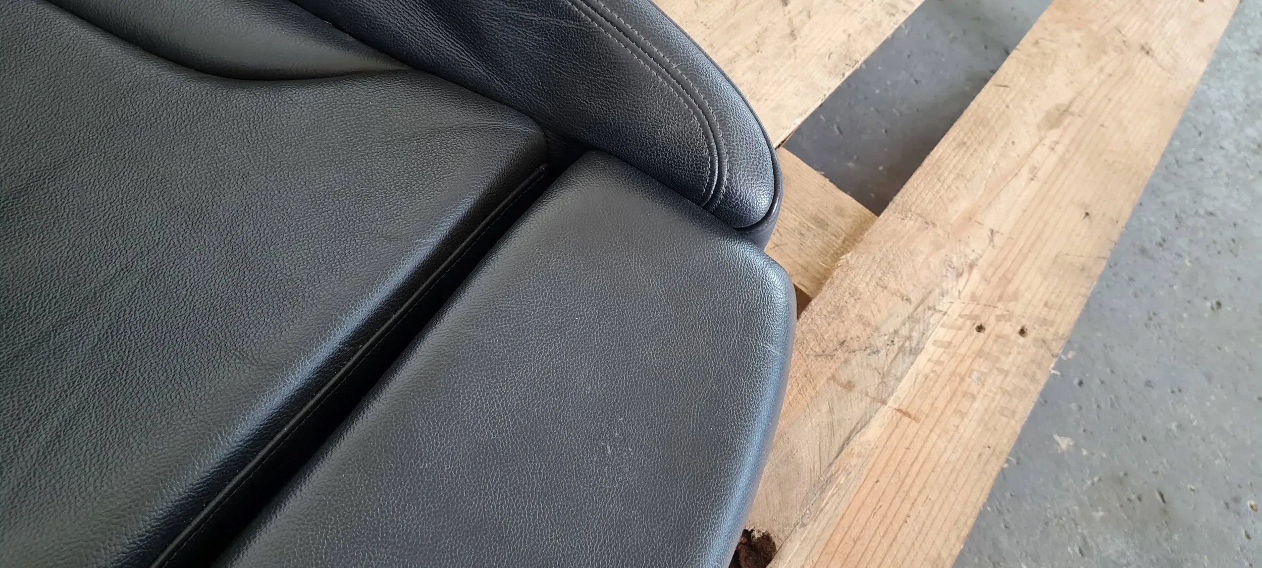 Q5 8R leather side seat left front SLINE MILANO