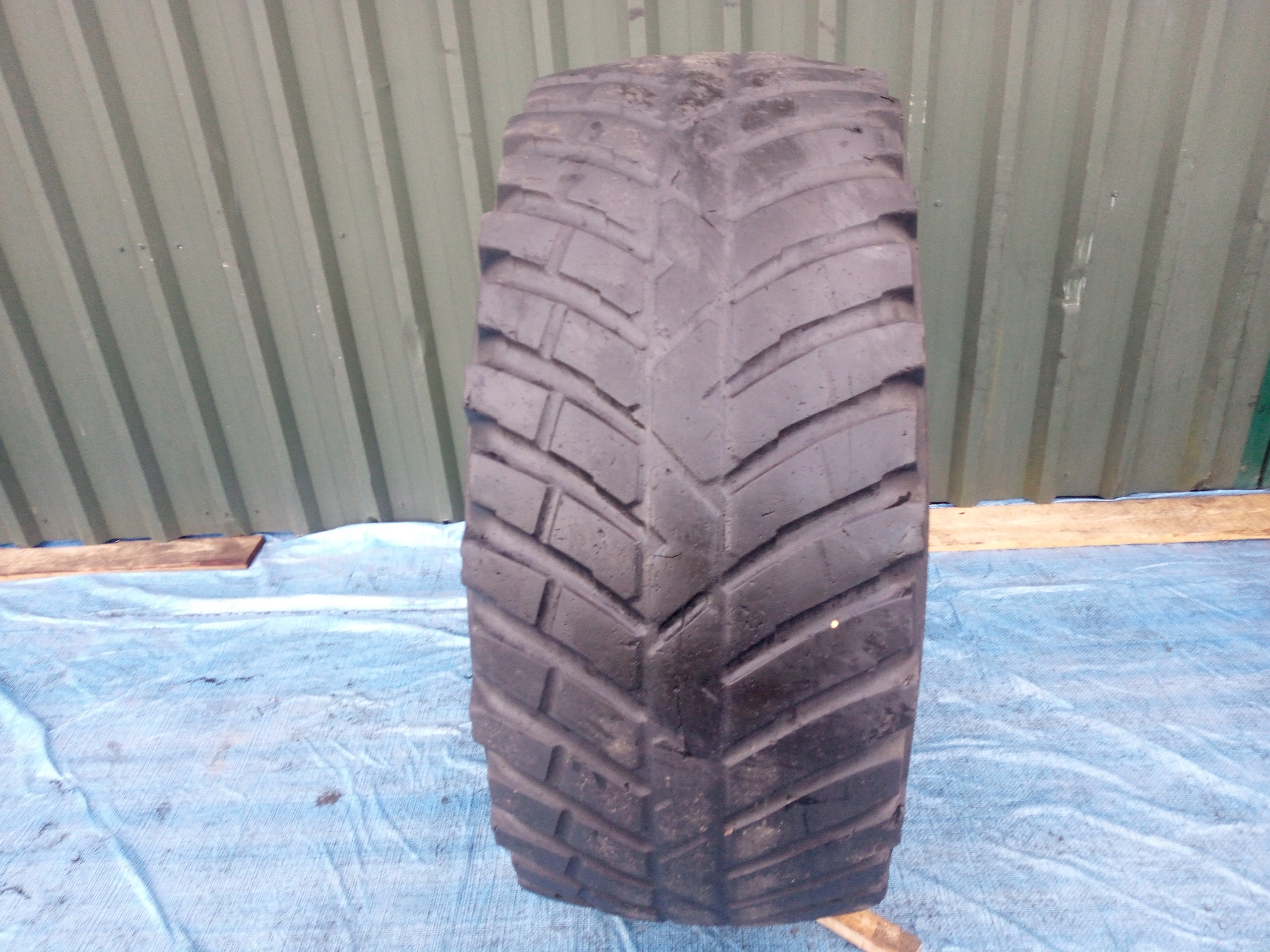 ШИНЫ NOKIAN 540/65-R 28 TRI 2