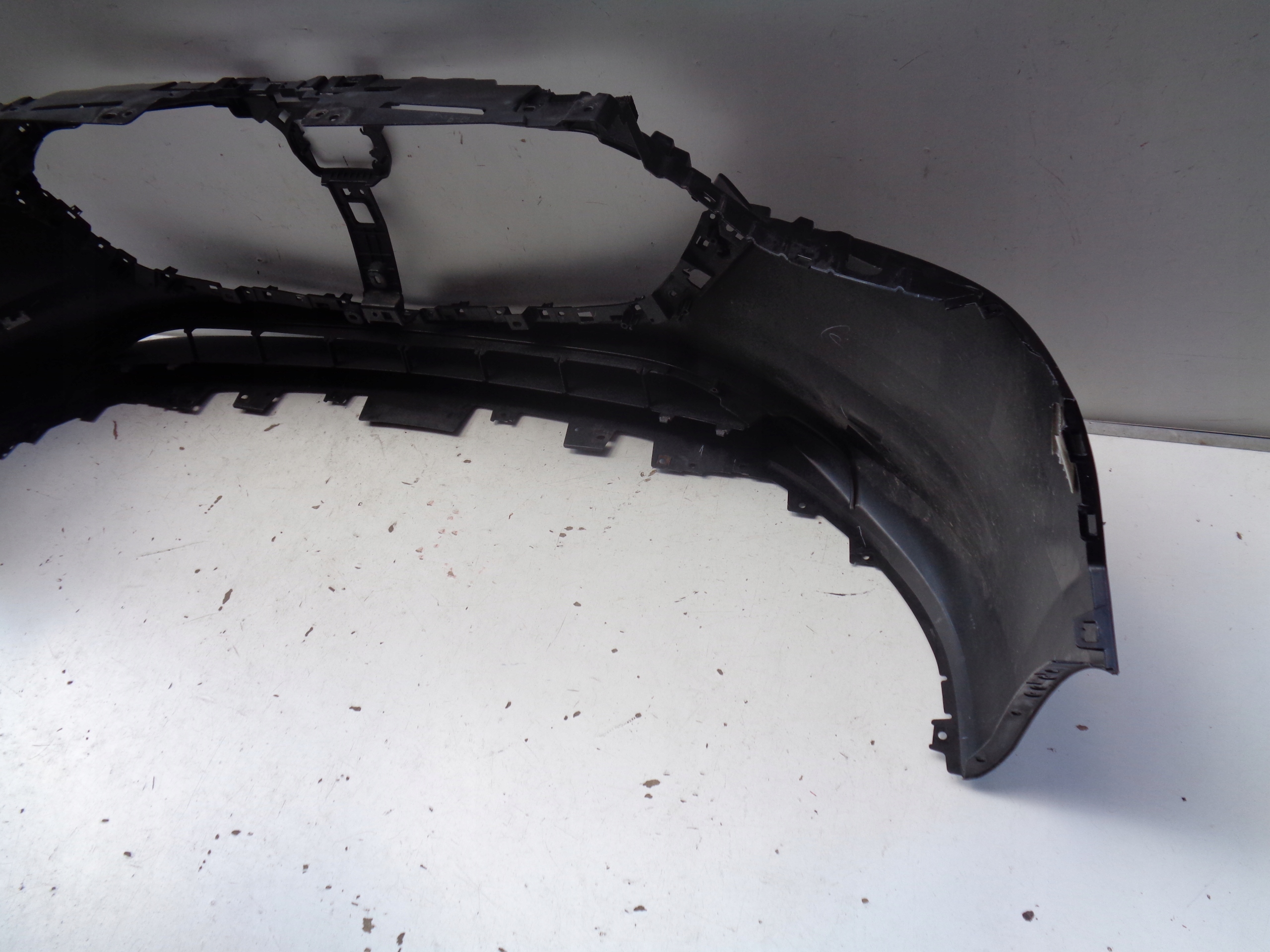 Frontstoßstange MAZDA 3 19- NR 42147