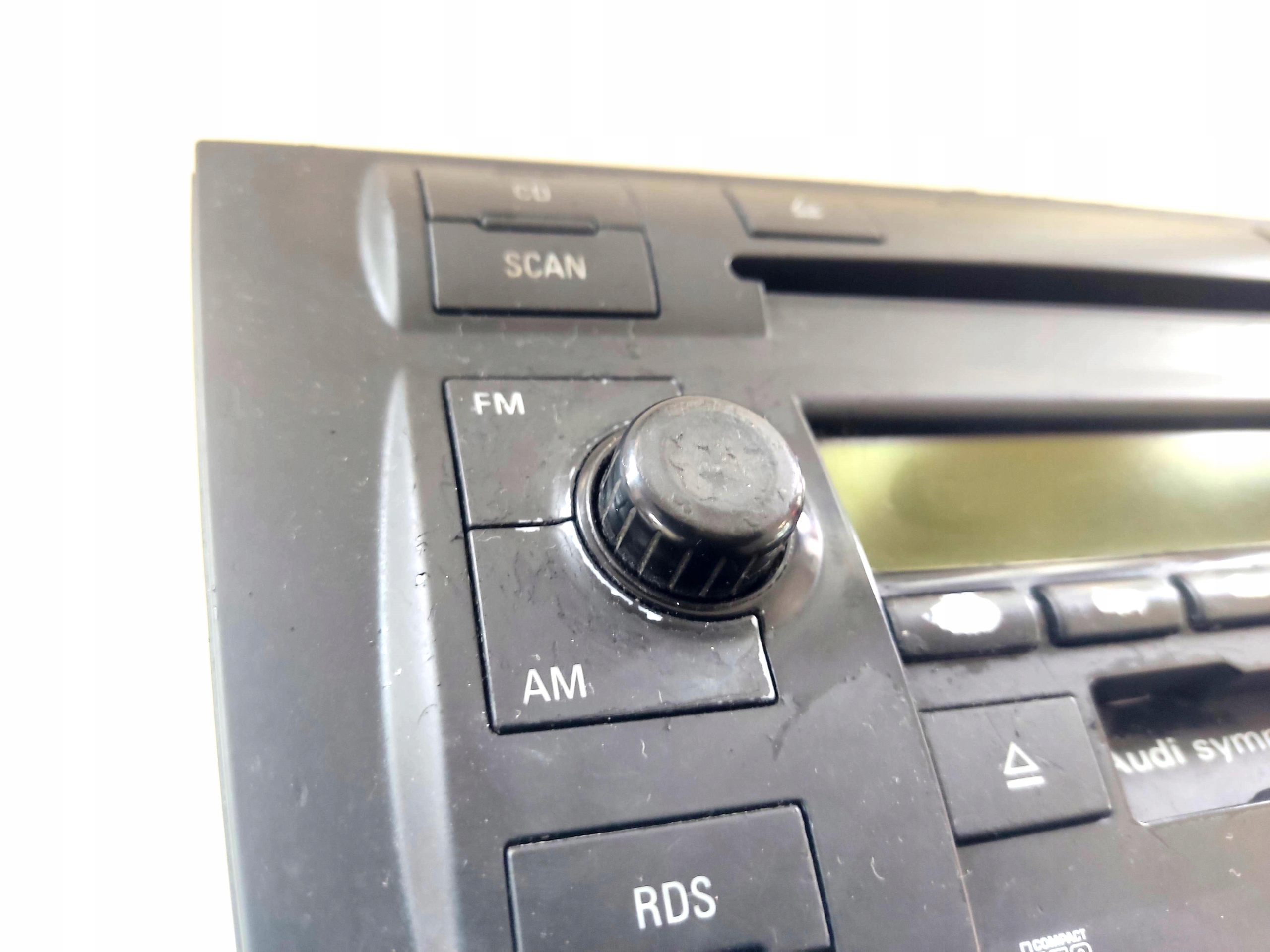 RADIO FABRYCZNE AUDI A6 C5 LIFT SYMPHONY EU
