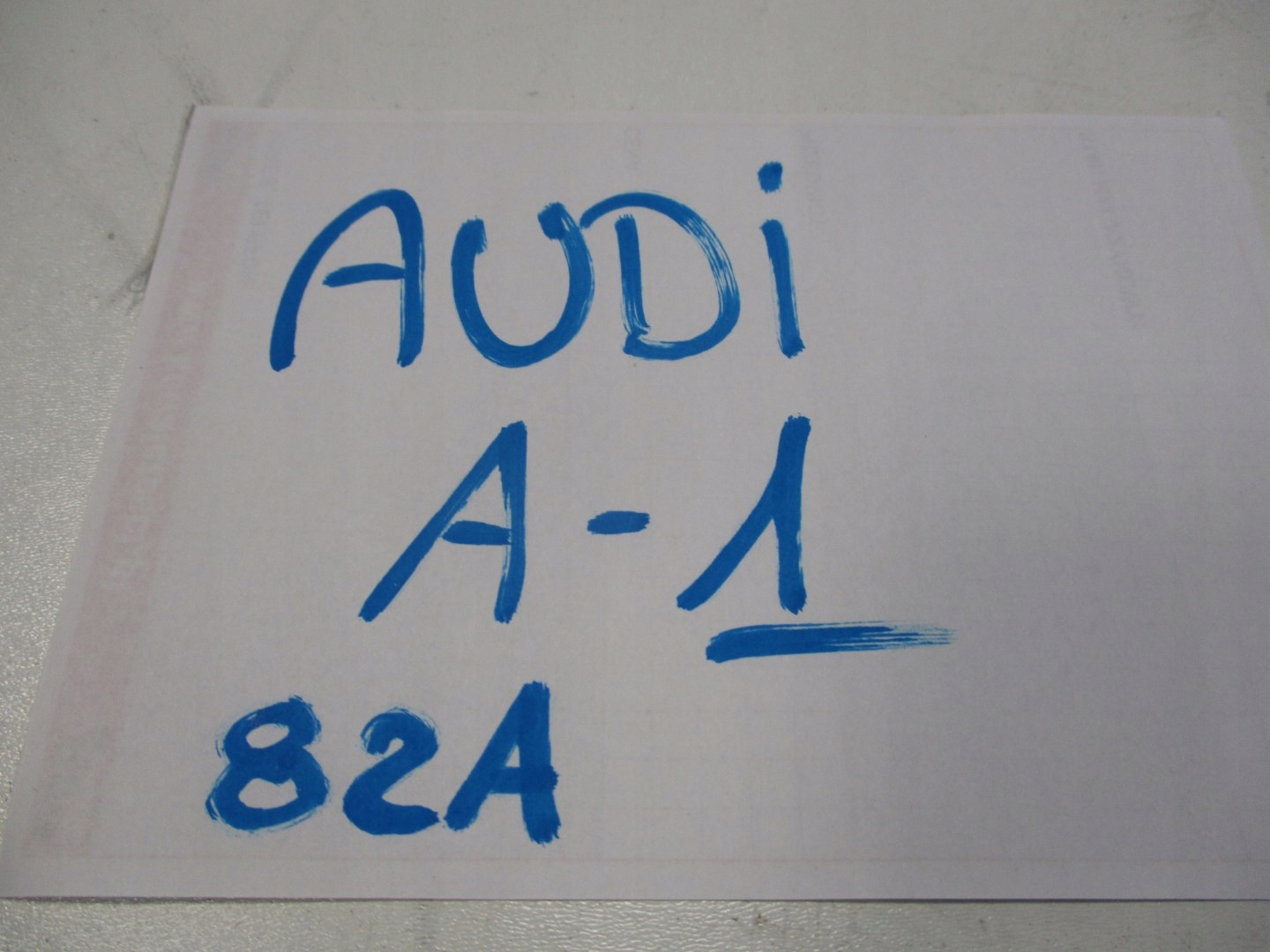 light rear Audi A1 82A W fender right