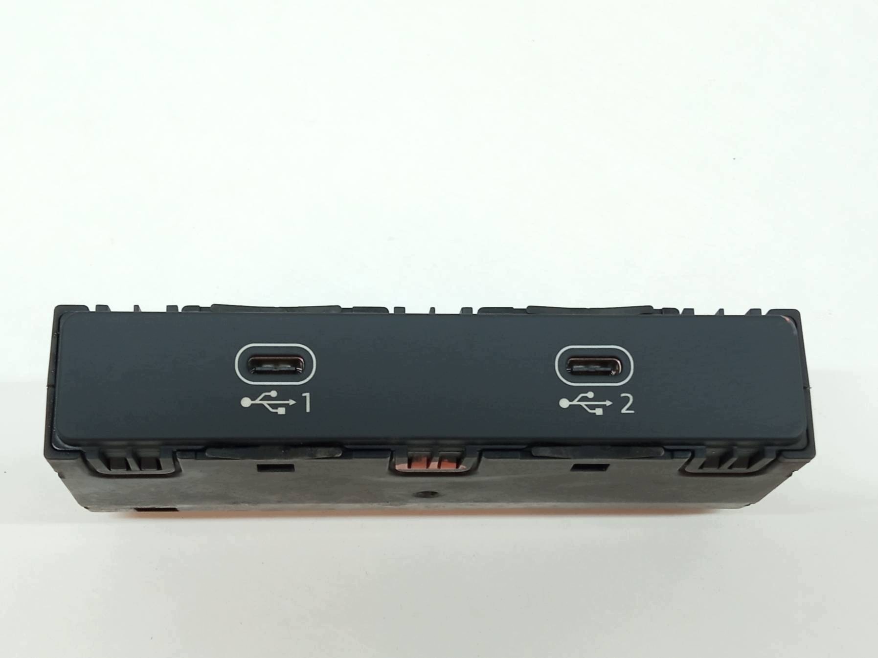 adapter USB 4N035722 Audi A6 V (2018-) C8