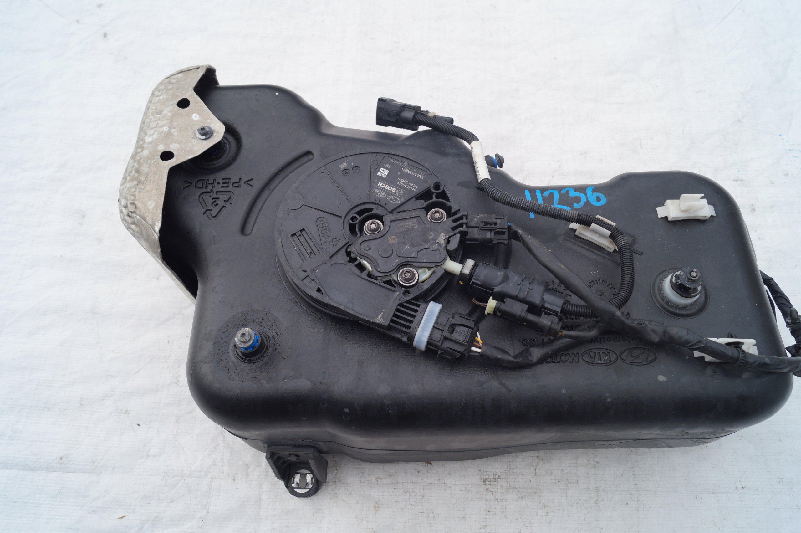 31500-D7900 0444040029 - НАСОС БАК ADBLUE HYUNDAI TUCSON III 2.0 CRDI