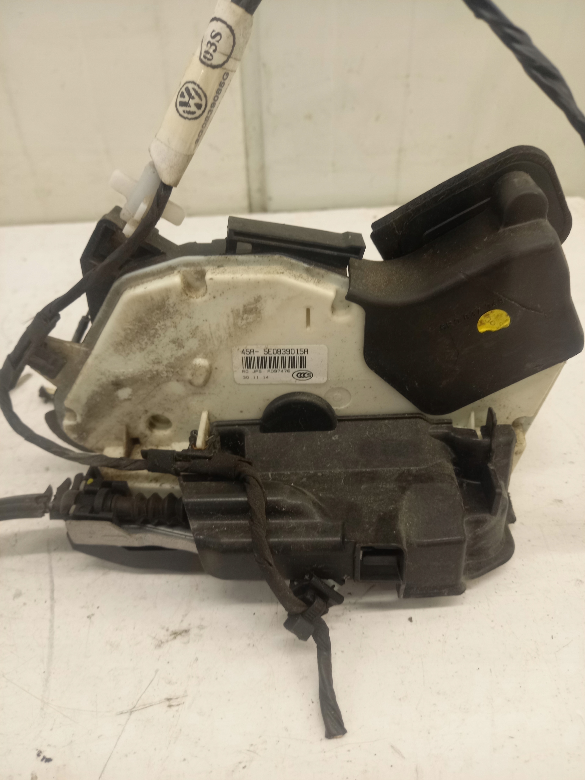 lock door left rear part rear VOLKSWAGEN PASSAT B8 6 PIN