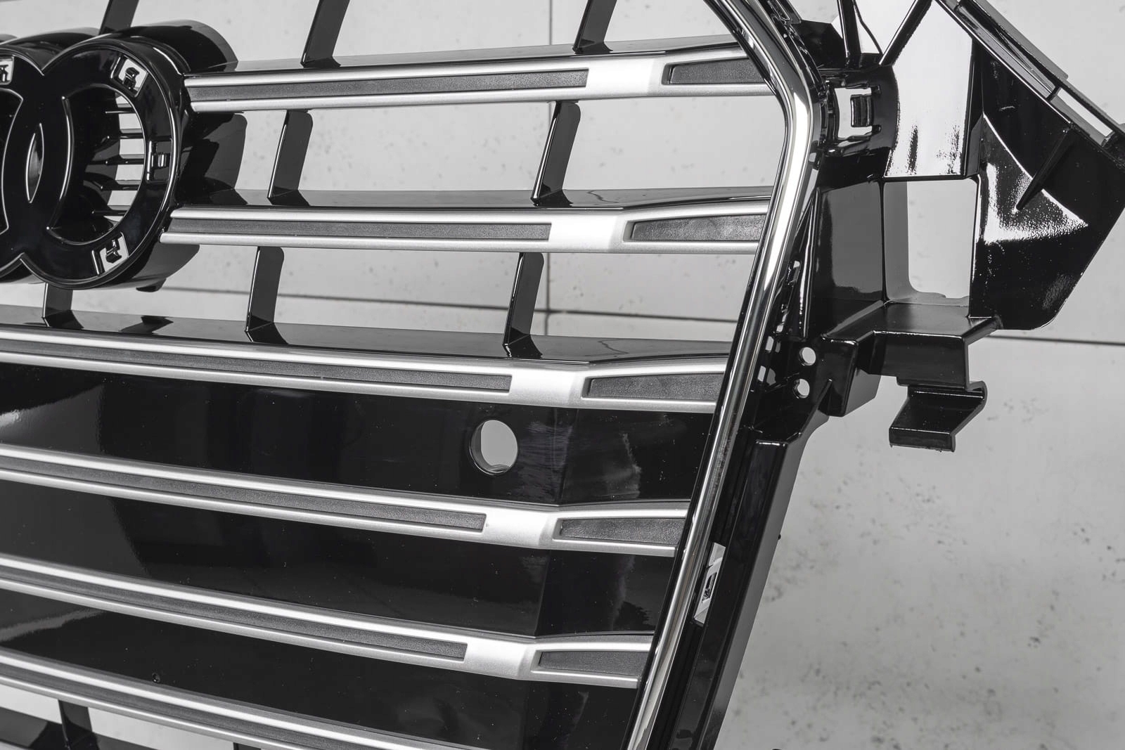 D851e0c24fd1aabd52a3af974b15