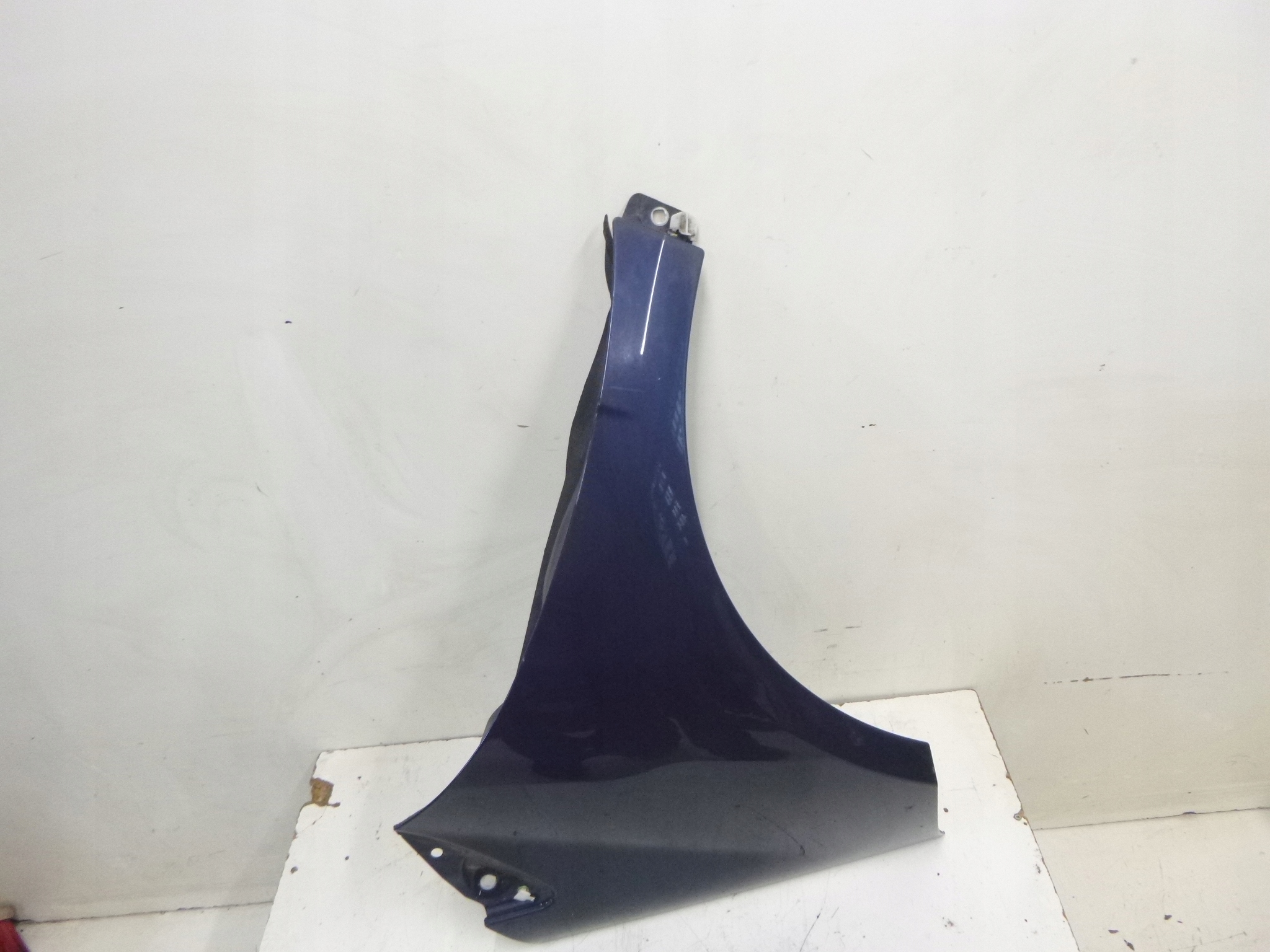 fender left Mercedes W169 375 2006r